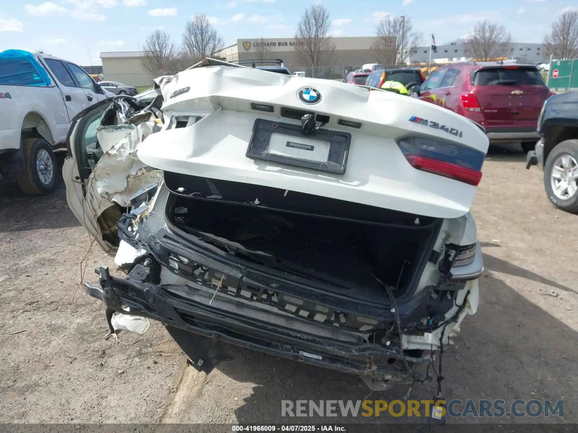 15 fotografías del automóvil dañado WBA5U9C01LFH03344 BMW 3 SERIES 2020