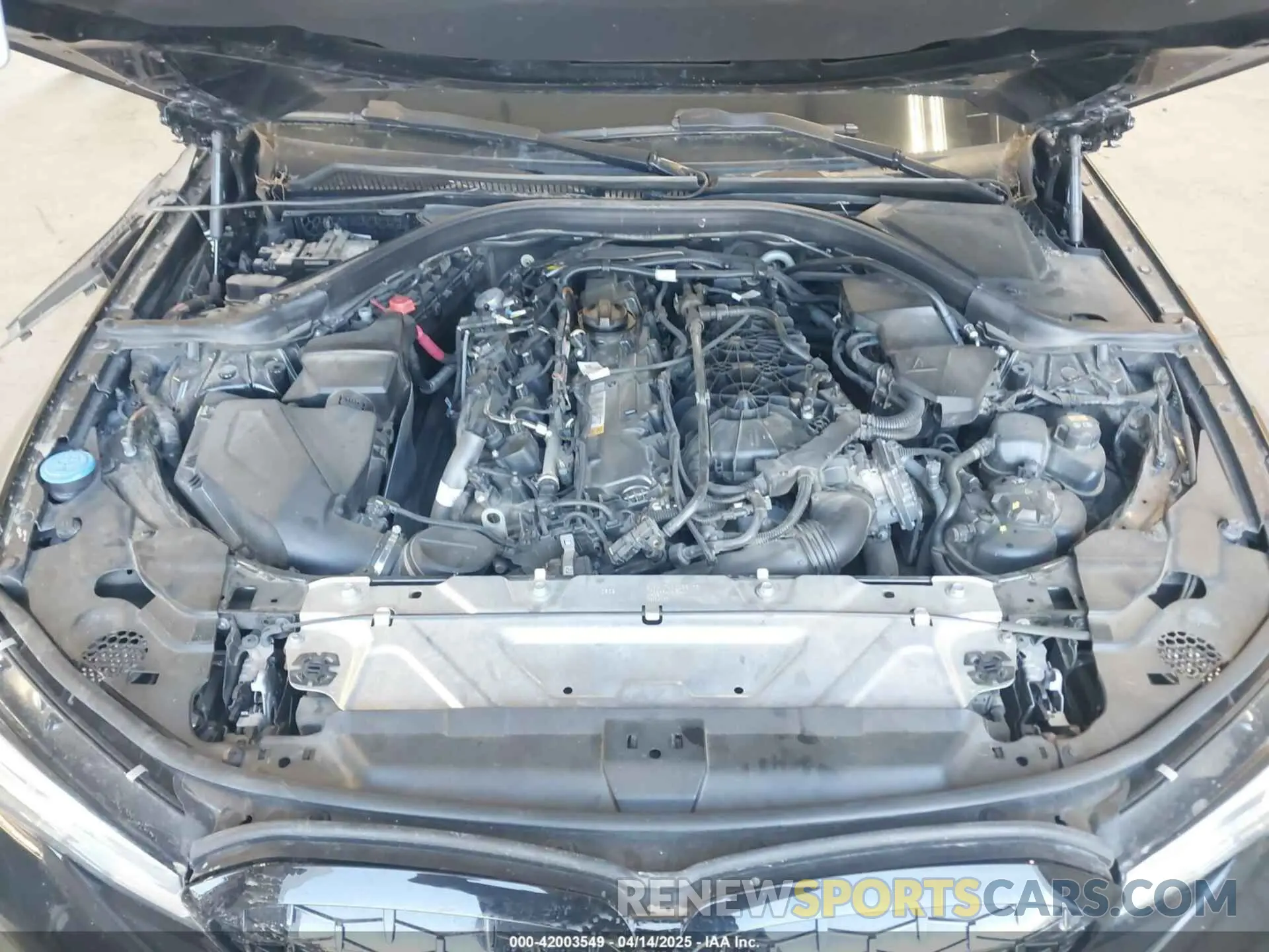 10 fotografías del automóvil dañado WBA5U9C03LA380392 BMW 3 SERIES 2020
