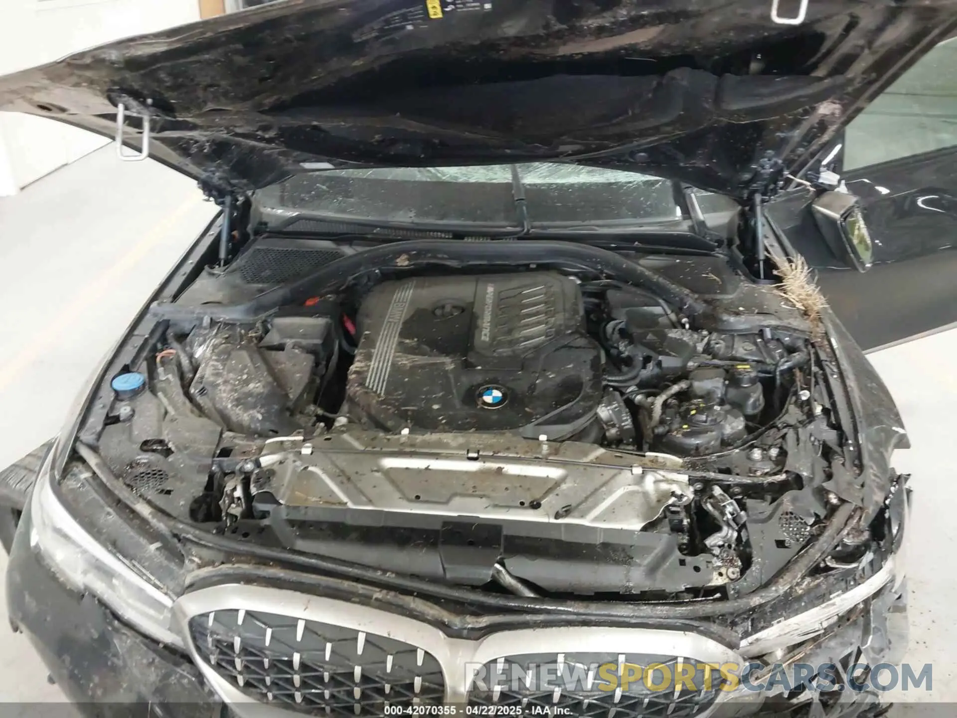 10 fotografías del automóvil dañado WBA5U9C04LA380613 BMW 3 SERIES 2020