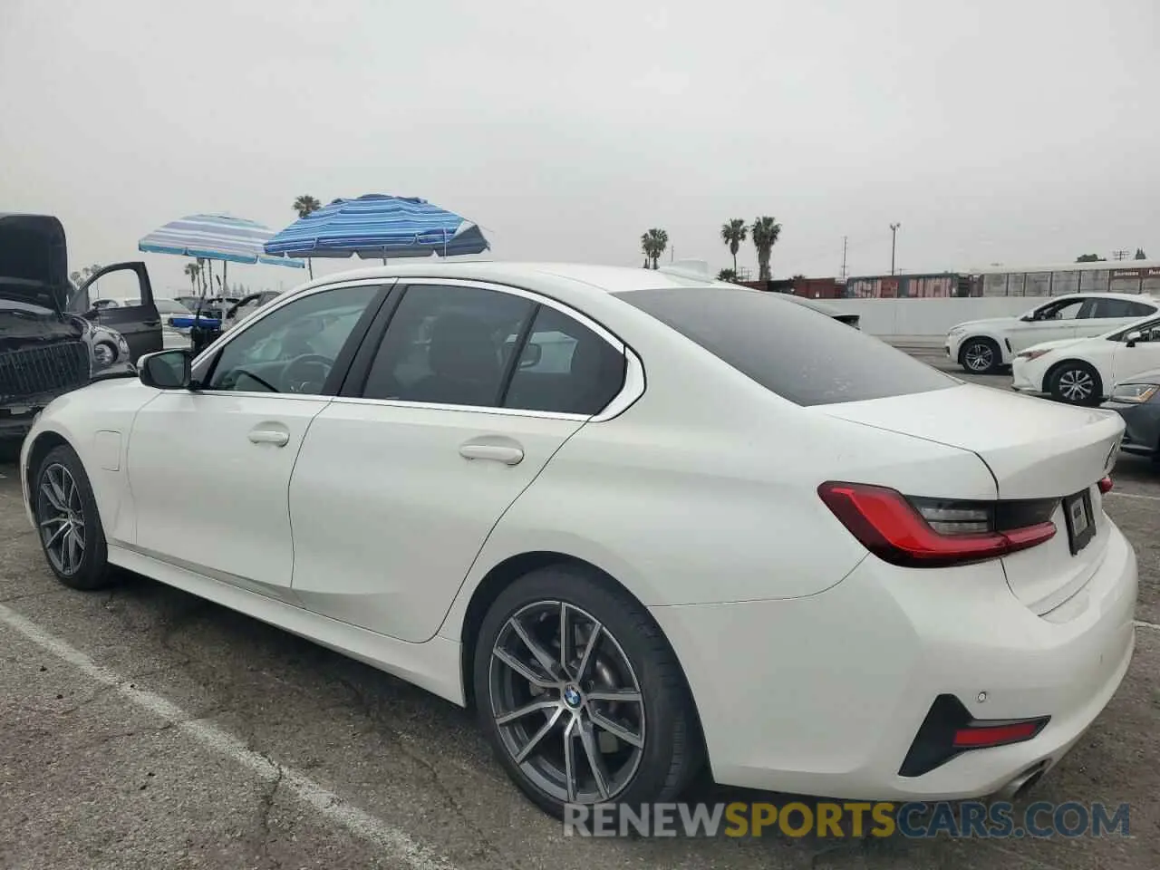 2 fotografías del automóvil dañado 3MW5P7J02M8B86870 BMW 3 SERIES 2021