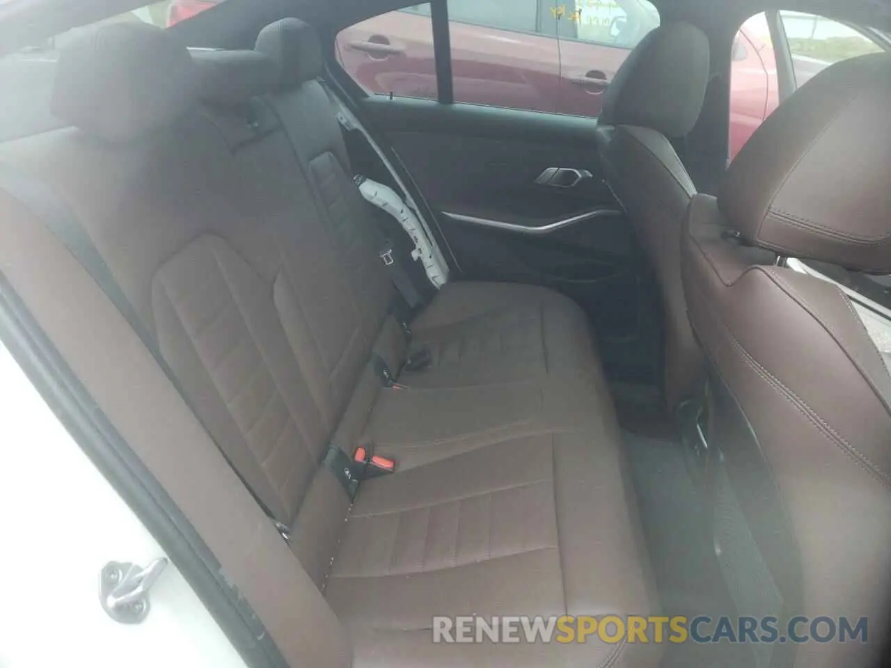 6 fotografías del automóvil dañado 3MW5P9J06M8B64527 BMW 3 SERIES 2021