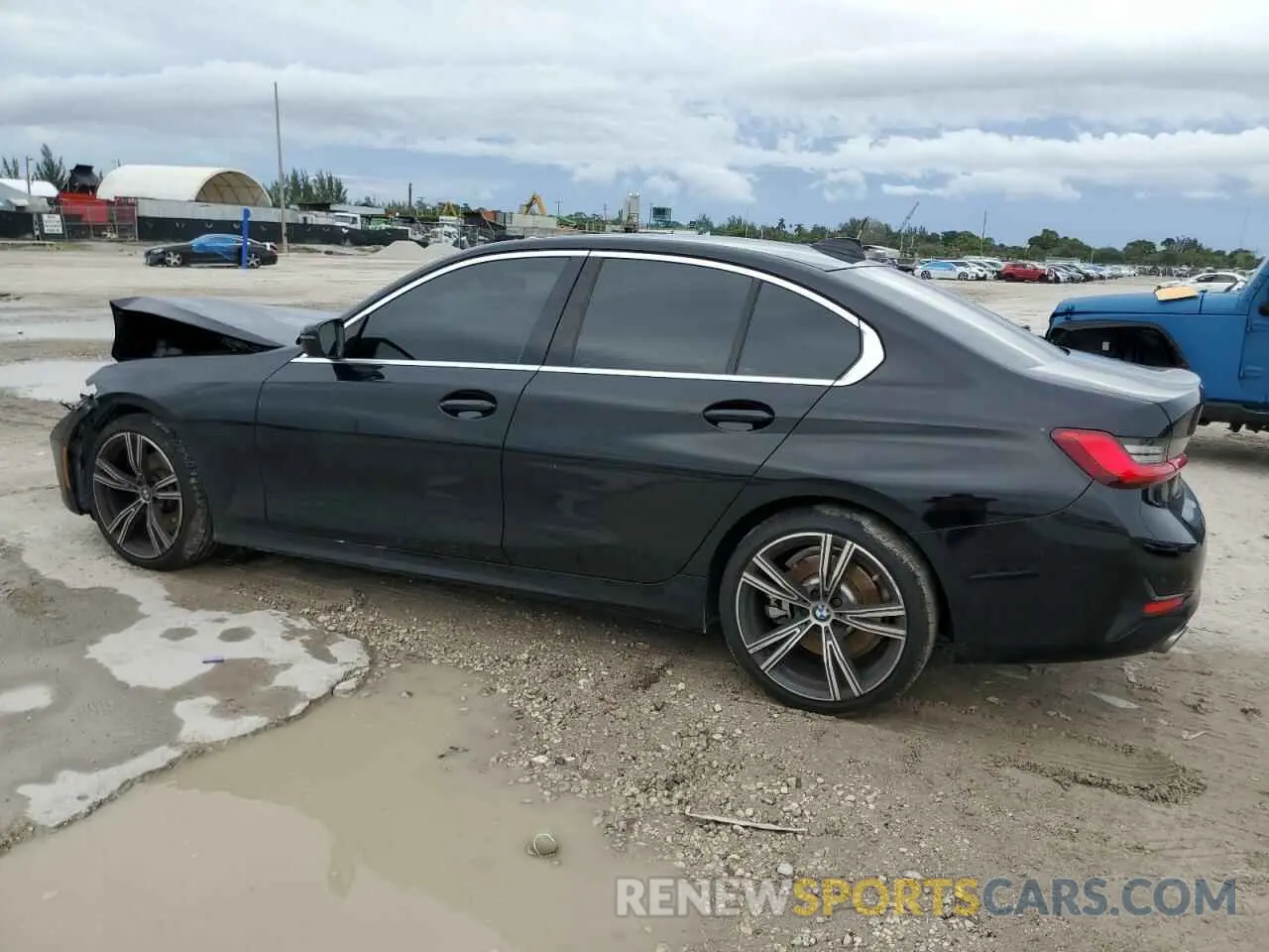 2 fotografías del automóvil dañado 3MW5R1J02M8B67789 BMW 3 SERIES 2021