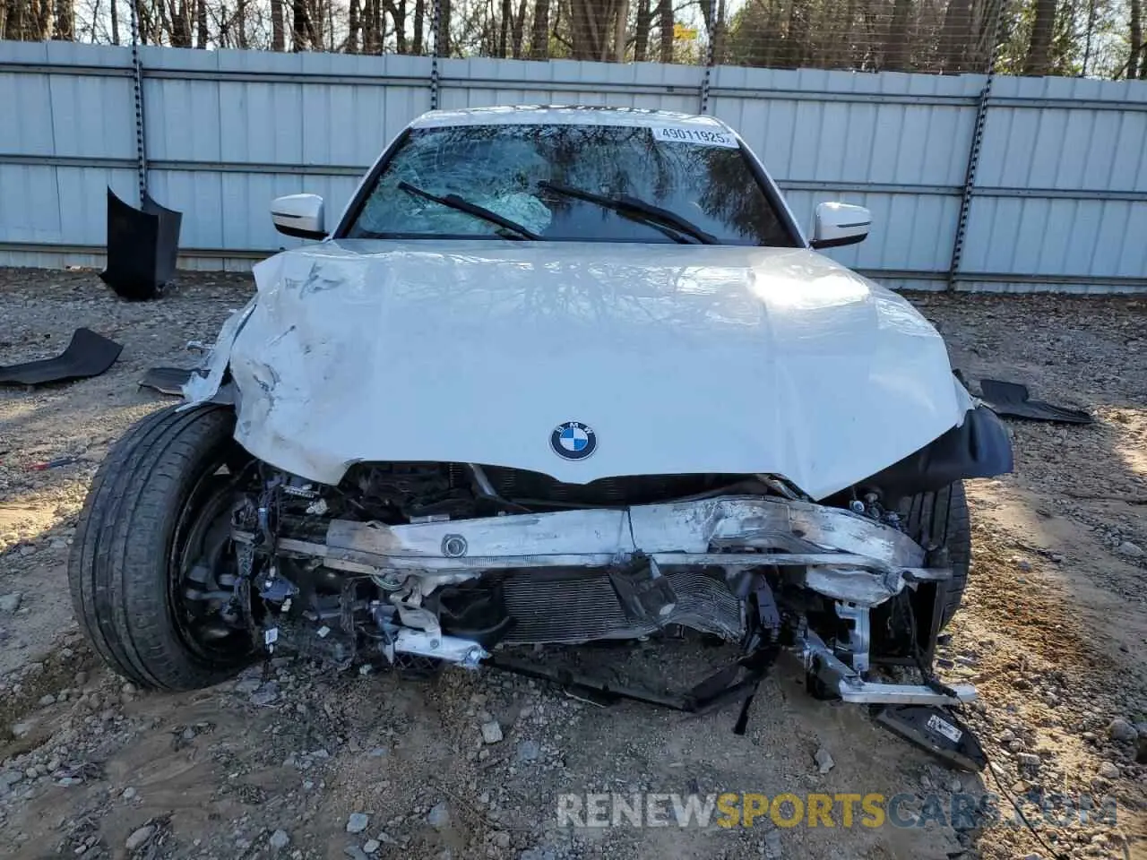 5 fotografías del automóvil dañado 3MW5R1J03M8B65078 BMW 3 SERIES 2021