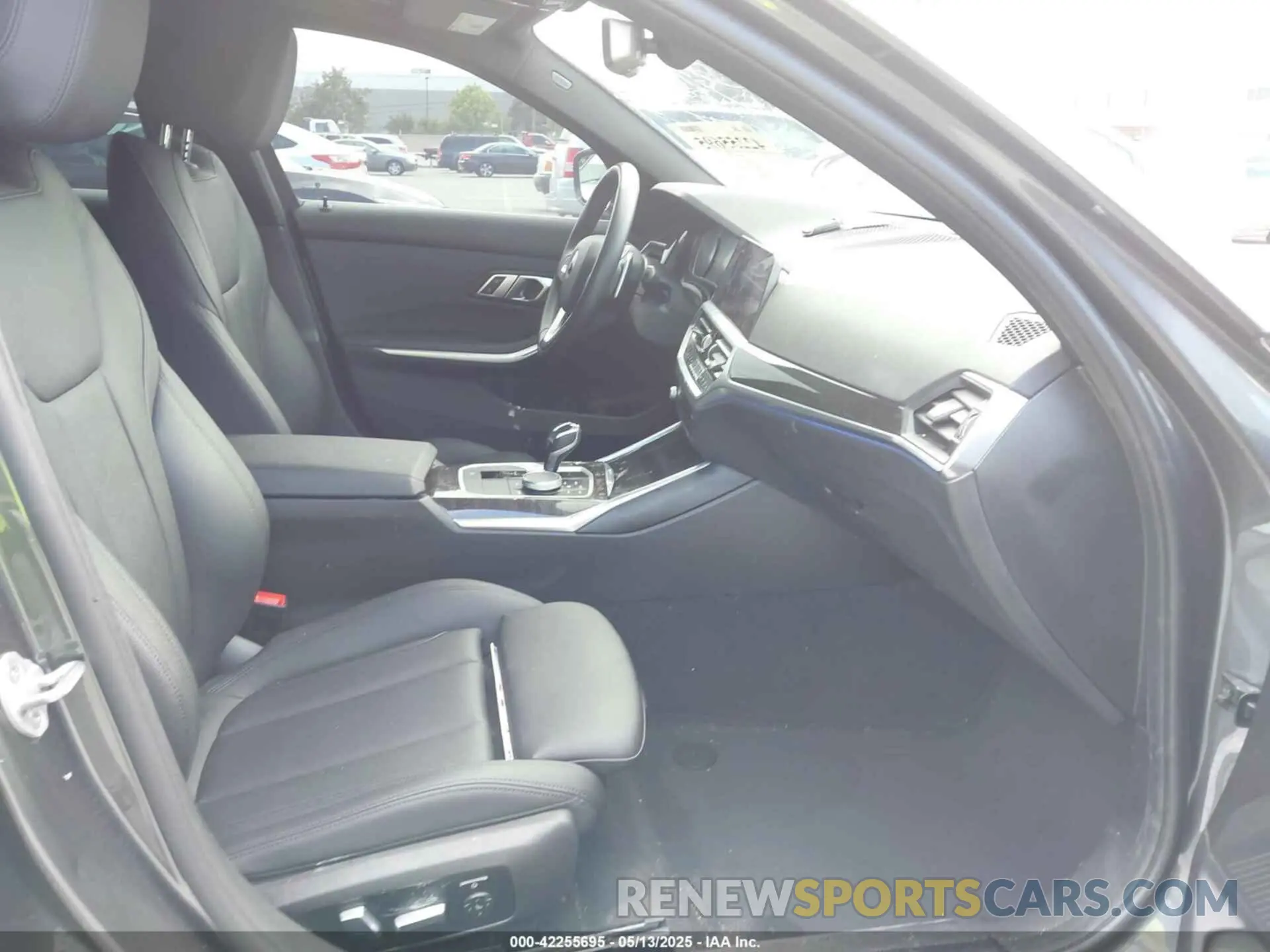 5 fotografías del automóvil dañado 3MW5R1J03M8B78350 BMW 3 SERIES 2021
