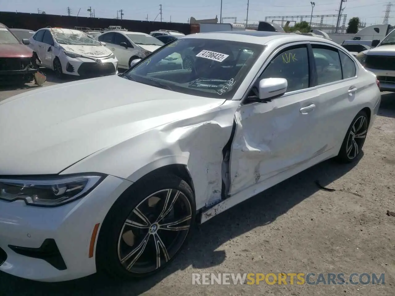 9 fotografías del automóvil dañado 3MW5R1J05M8B93786 BMW 3 SERIES 2021