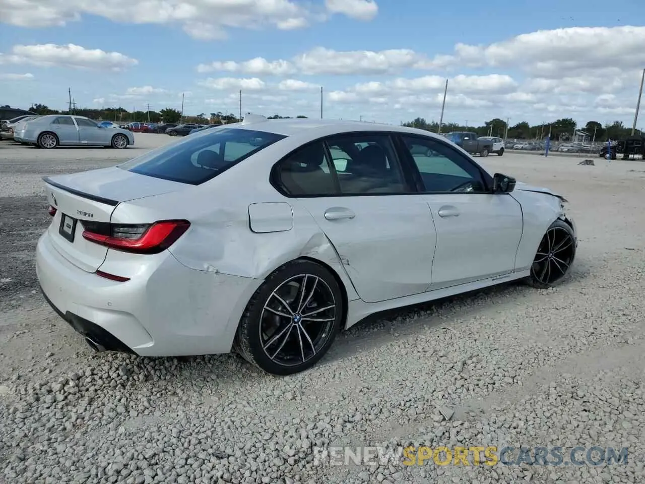 3 fotografías del automóvil dañado 3MW5R1J09M8B75307 BMW 3 SERIES 2021