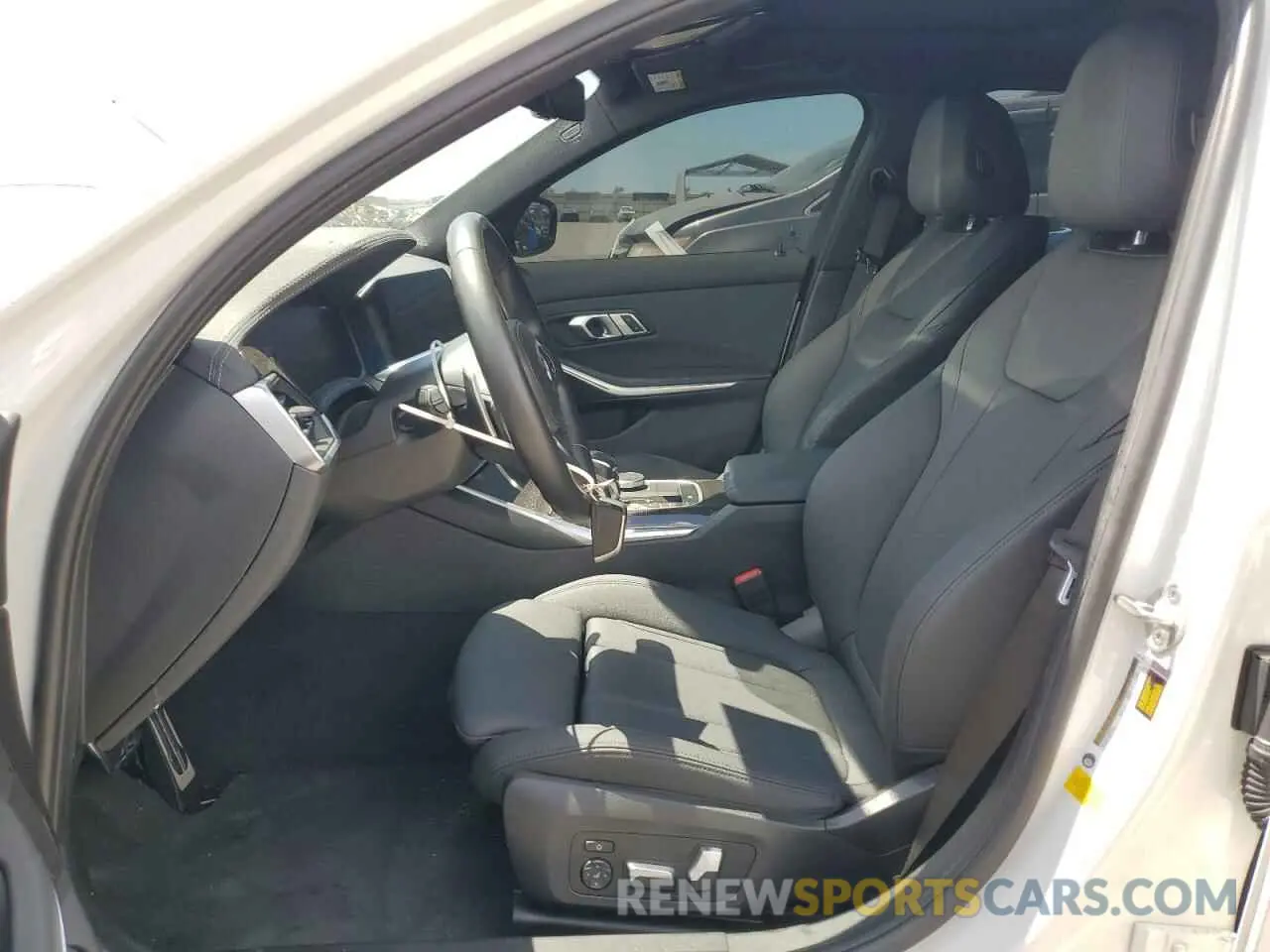 7 fotografías del automóvil dañado 3MW5R1J09M8B77123 BMW 3 SERIES 2021