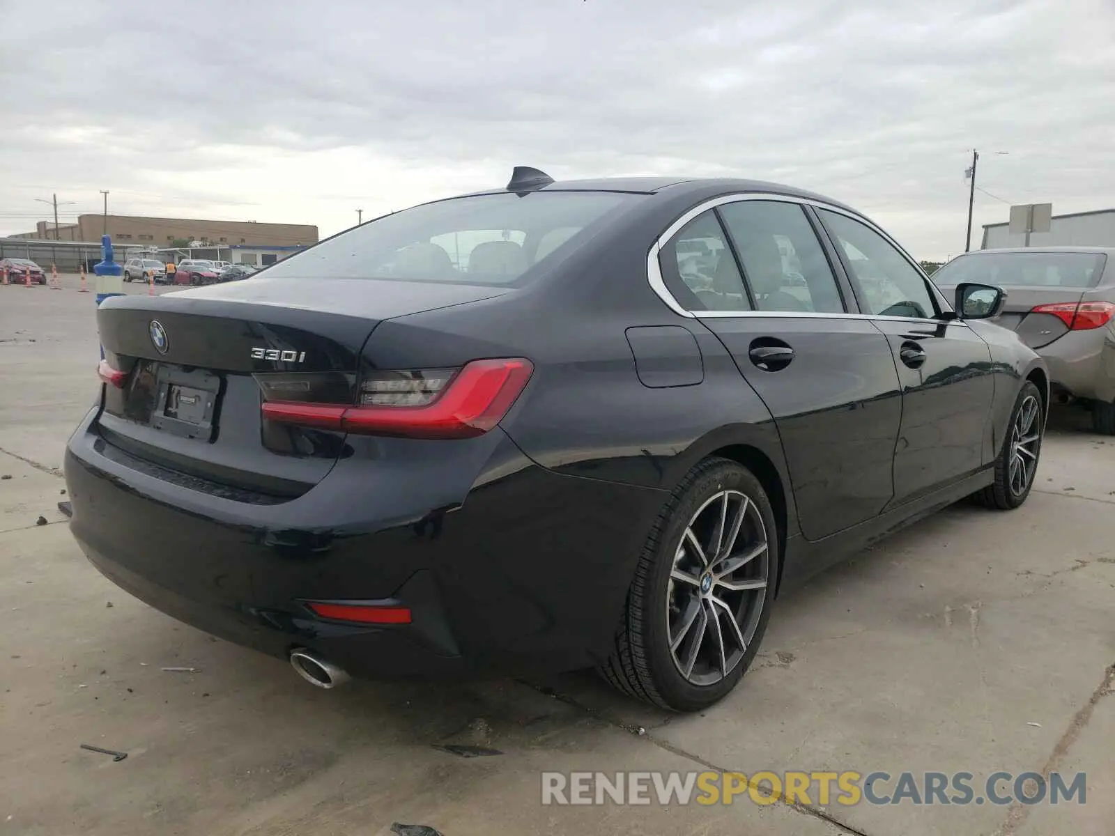 4 fotografías del automóvil dañado 3MW5R1J0XM8B82153 BMW 3 SERIES 2021
