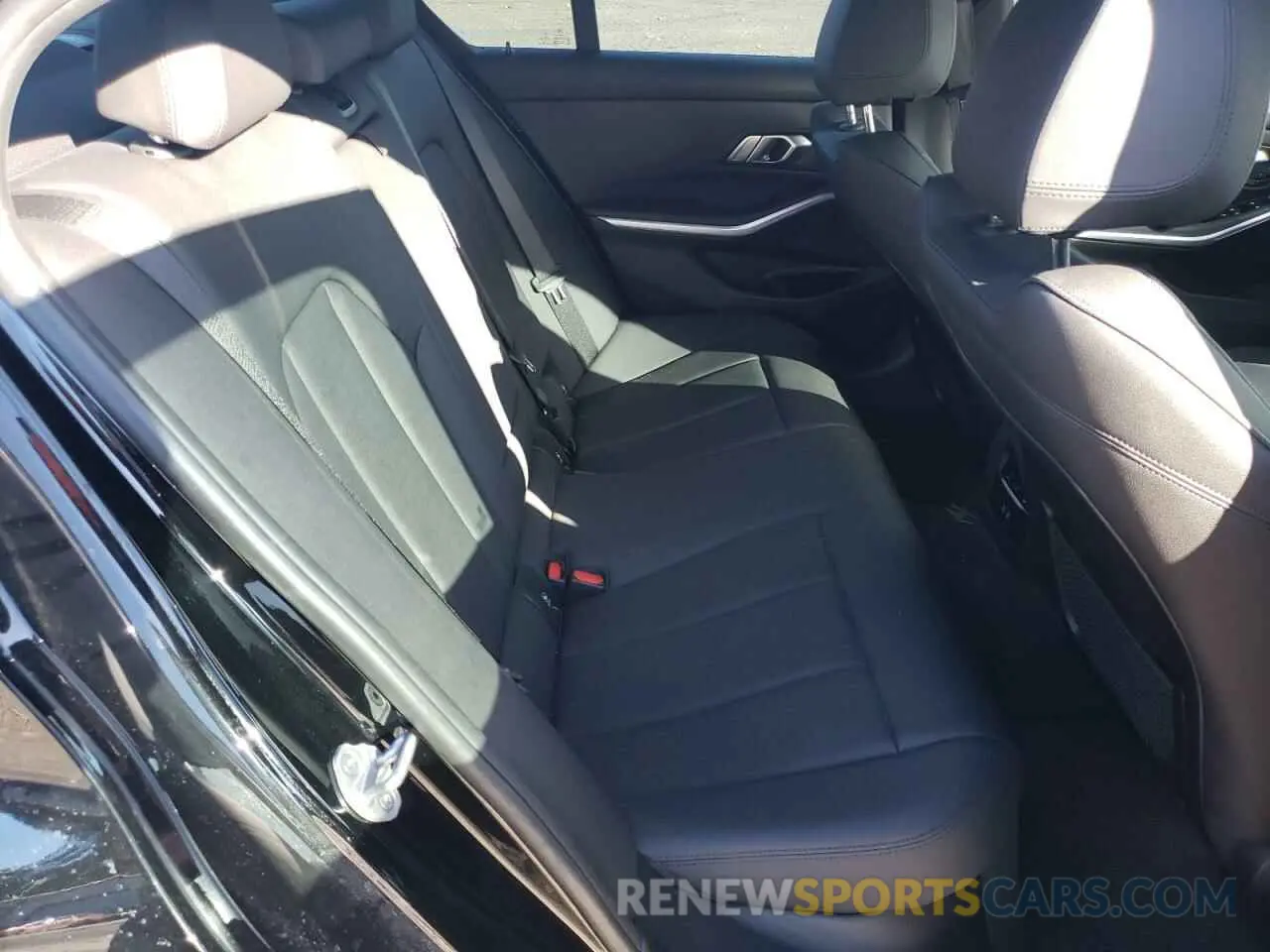 10 fotografías del automóvil dañado 3MW5R7J02M8B69996 BMW 3 SERIES 2021