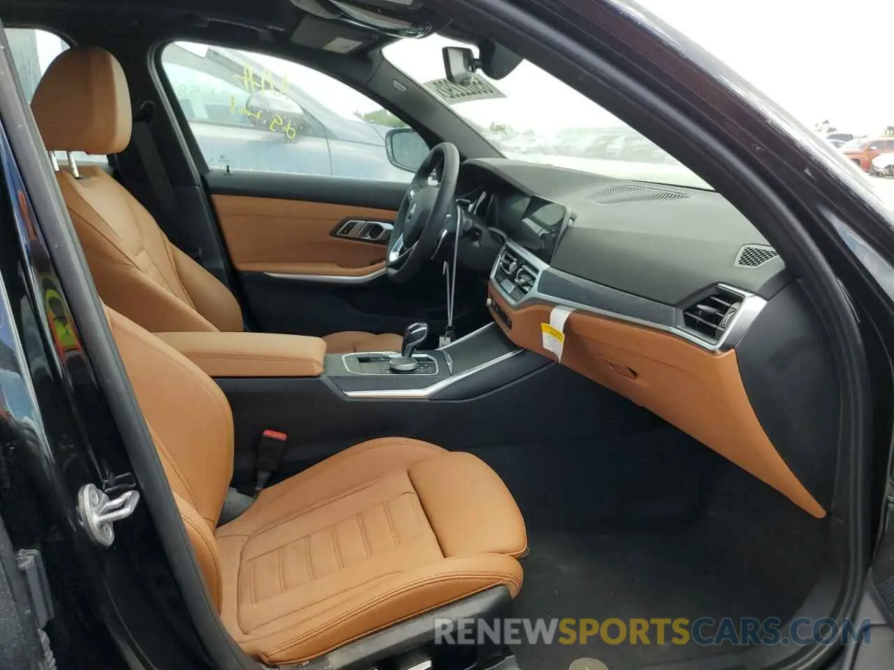 5 fotografías del automóvil dañado 3MW5R7J04M8C17353 BMW 3 SERIES 2021