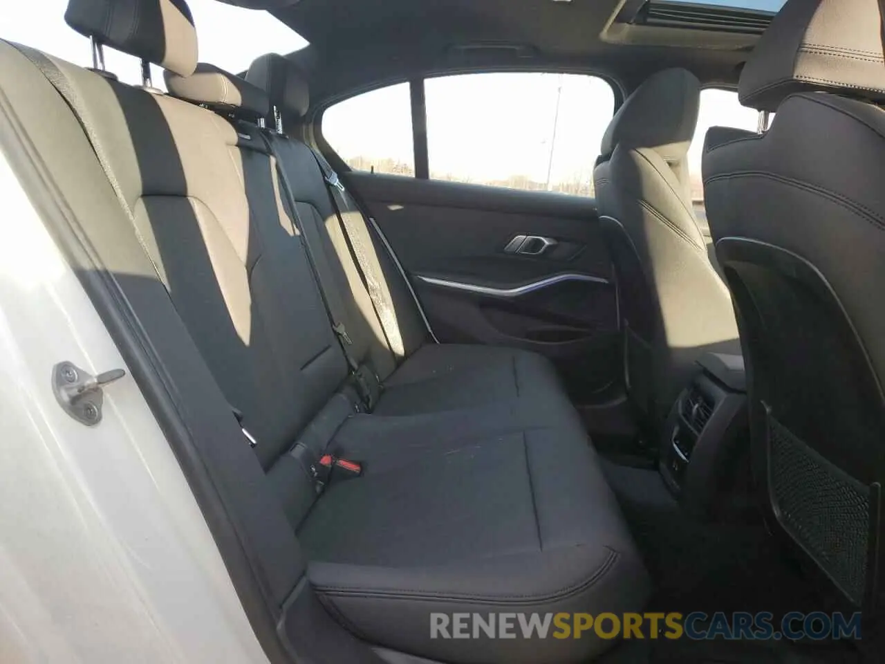 10 fotografías del automóvil dañado 3MW5R7J0XM8B61175 BMW 3 SERIES 2021