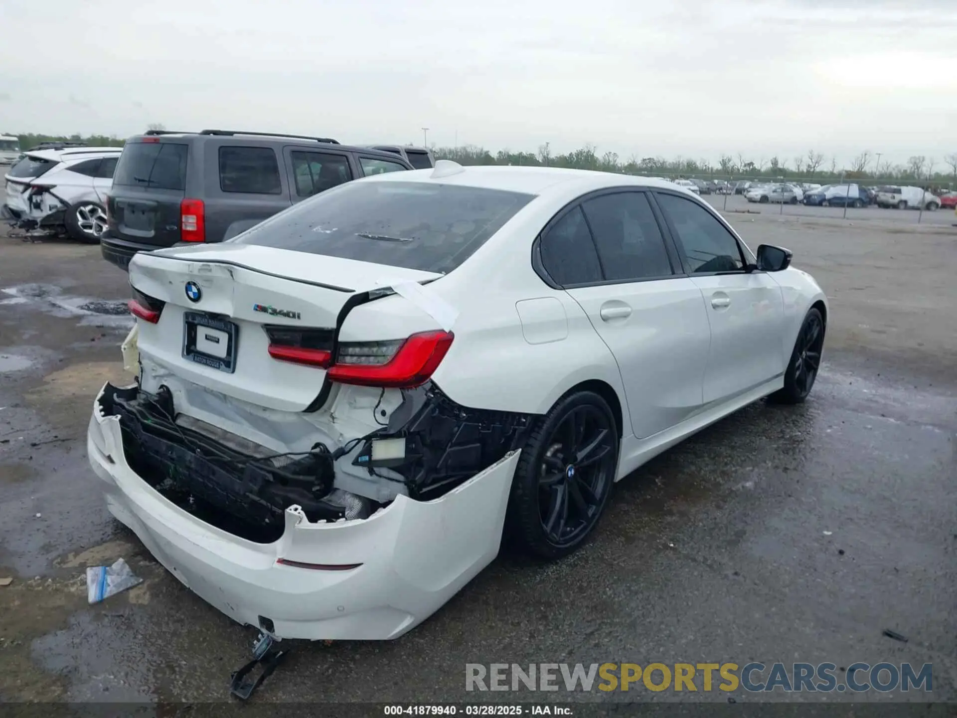 4 fotografías del automóvil dañado 3MW5U7J01M8B74069 BMW 3 SERIES 2021