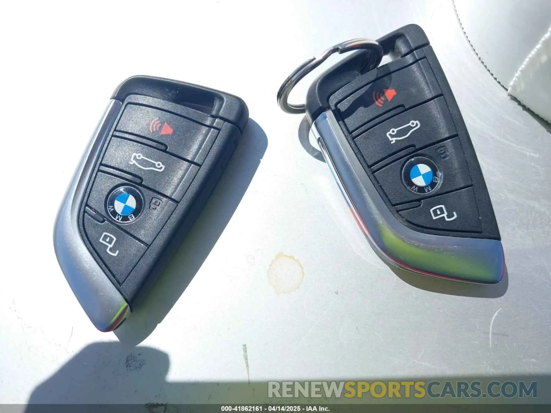 11 fotografías del automóvil dañado 3MW5U7J0XM8B75320 BMW 3 SERIES 2021
