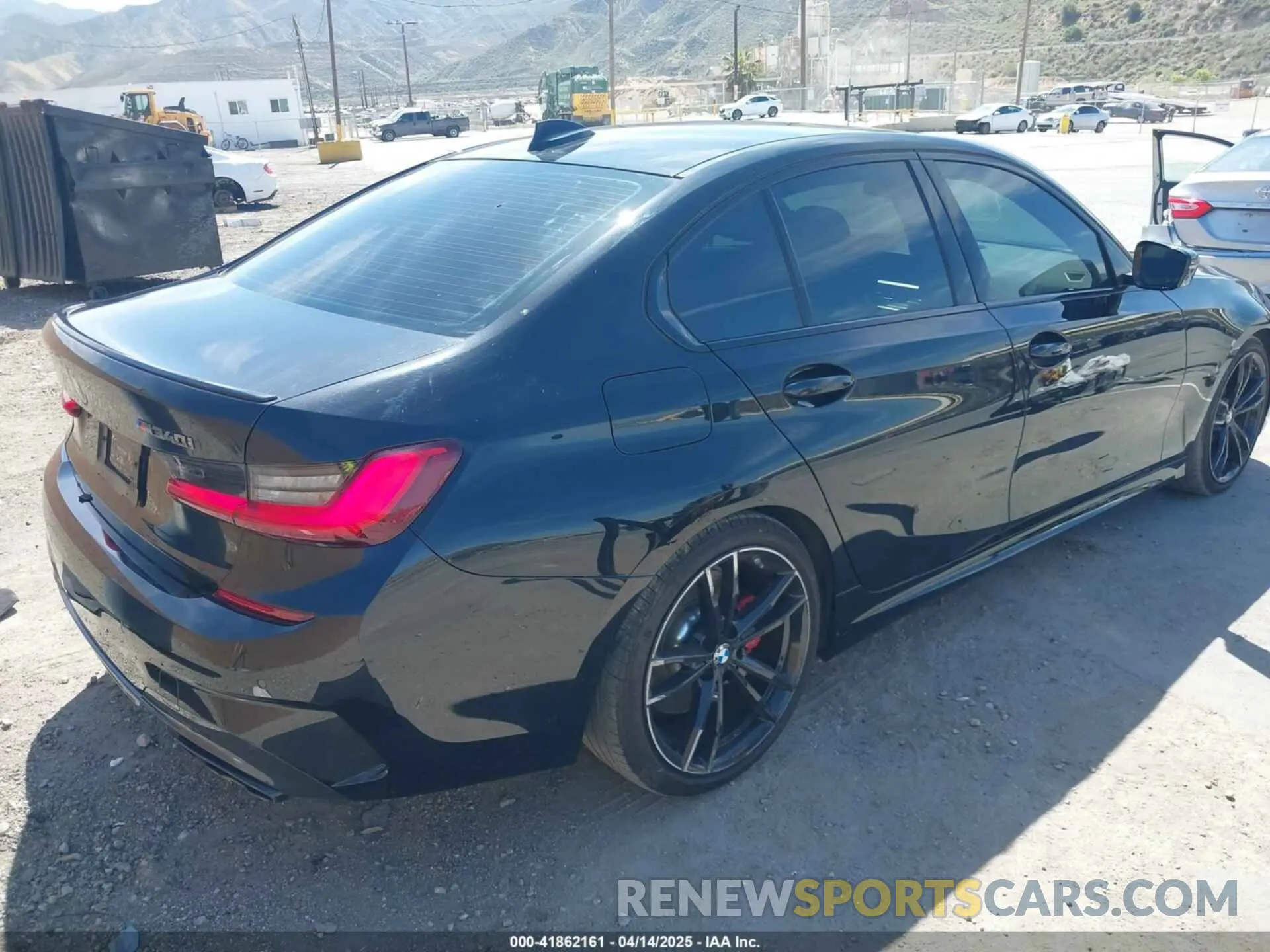4 fotografías del automóvil dañado 3MW5U7J0XM8B75320 BMW 3 SERIES 2021