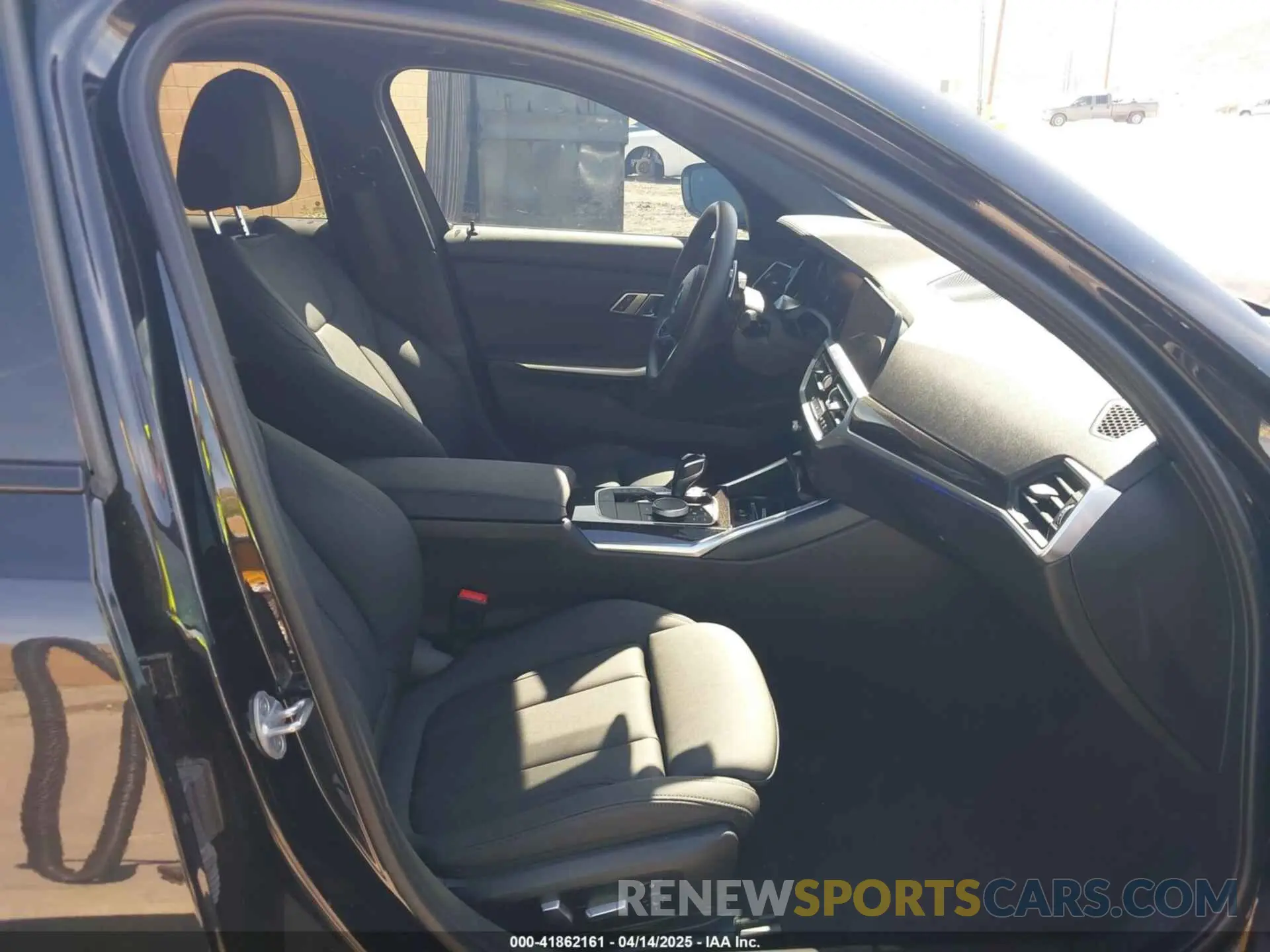 5 fotografías del automóvil dañado 3MW5U7J0XM8B75320 BMW 3 SERIES 2021