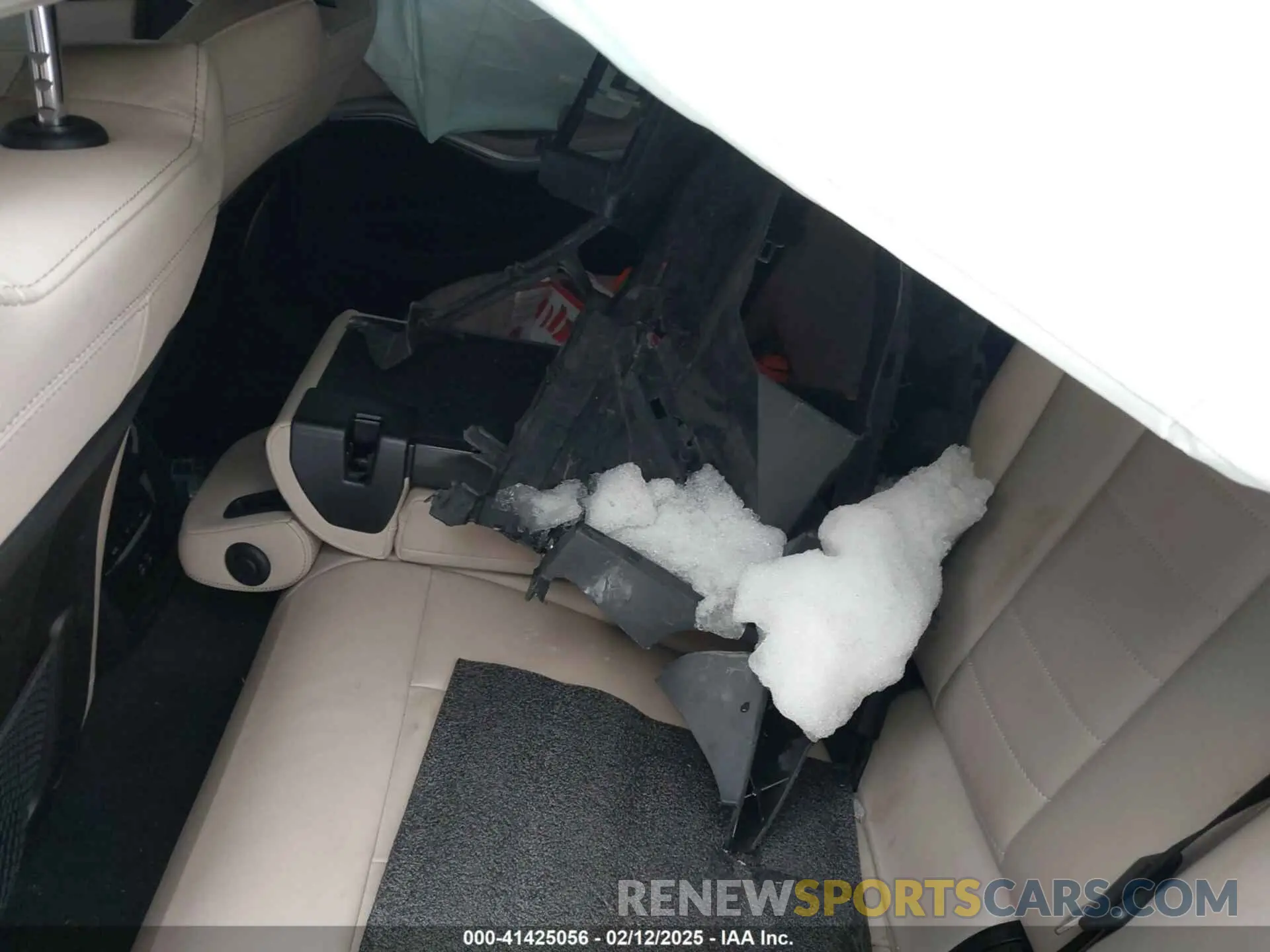 8 fotografías del automóvil dañado 3MW5U9J01M8B63472 BMW 3 SERIES 2021