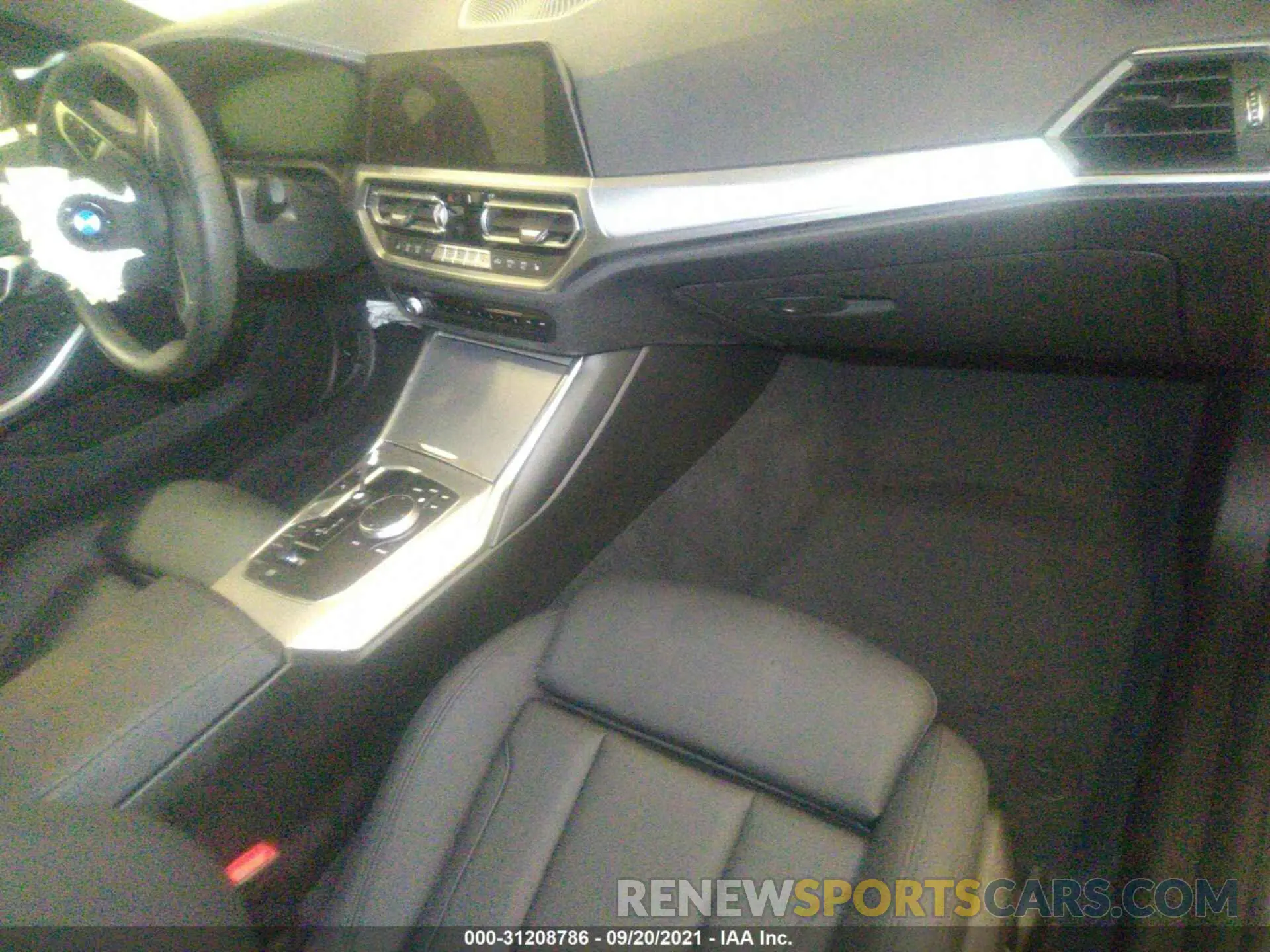 5 fotografías del automóvil dañado 3MW5U9J03M8B55423 BMW 3 SERIES 2021