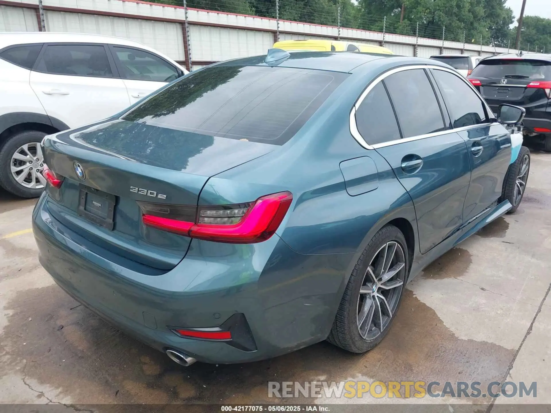 4 fotografías del automóvil dañado WBA5P7C02MFK71048 BMW 3 SERIES 2021