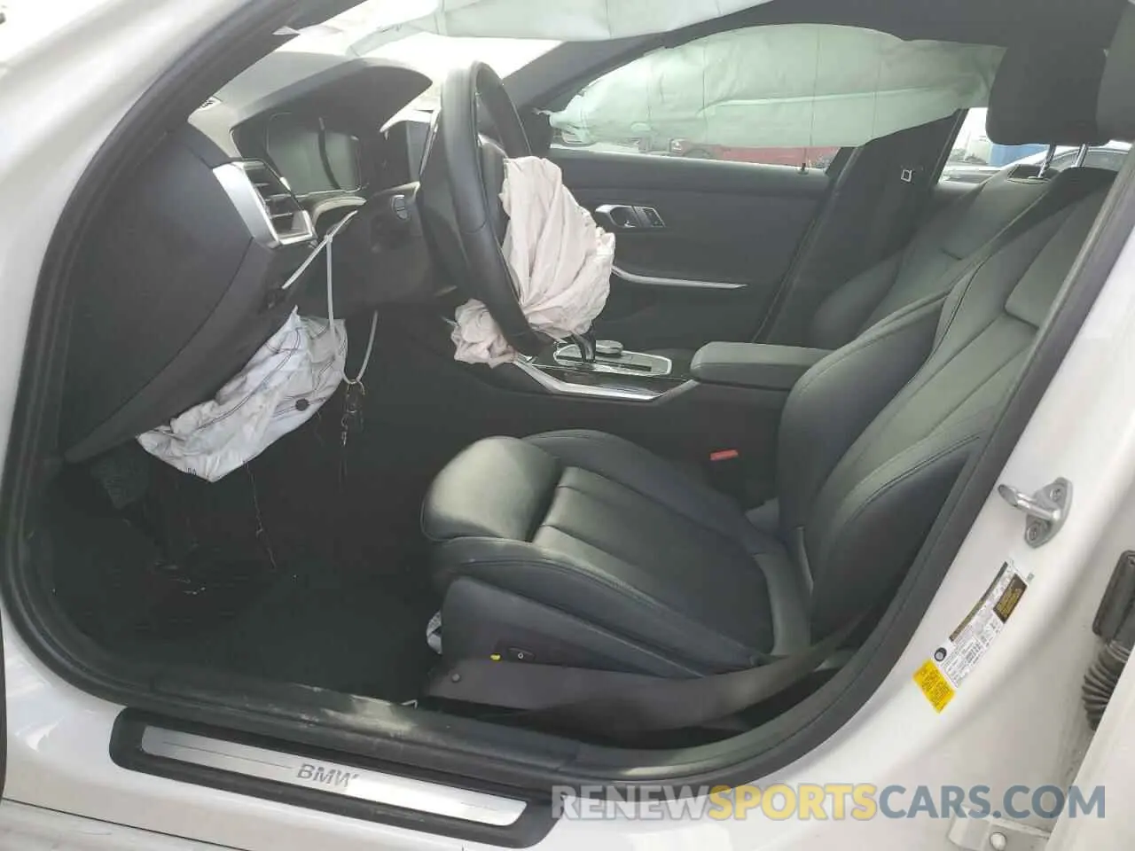 7 fotografías del automóvil dañado WBA5R1C07MFK81629 BMW 3 SERIES 2021
