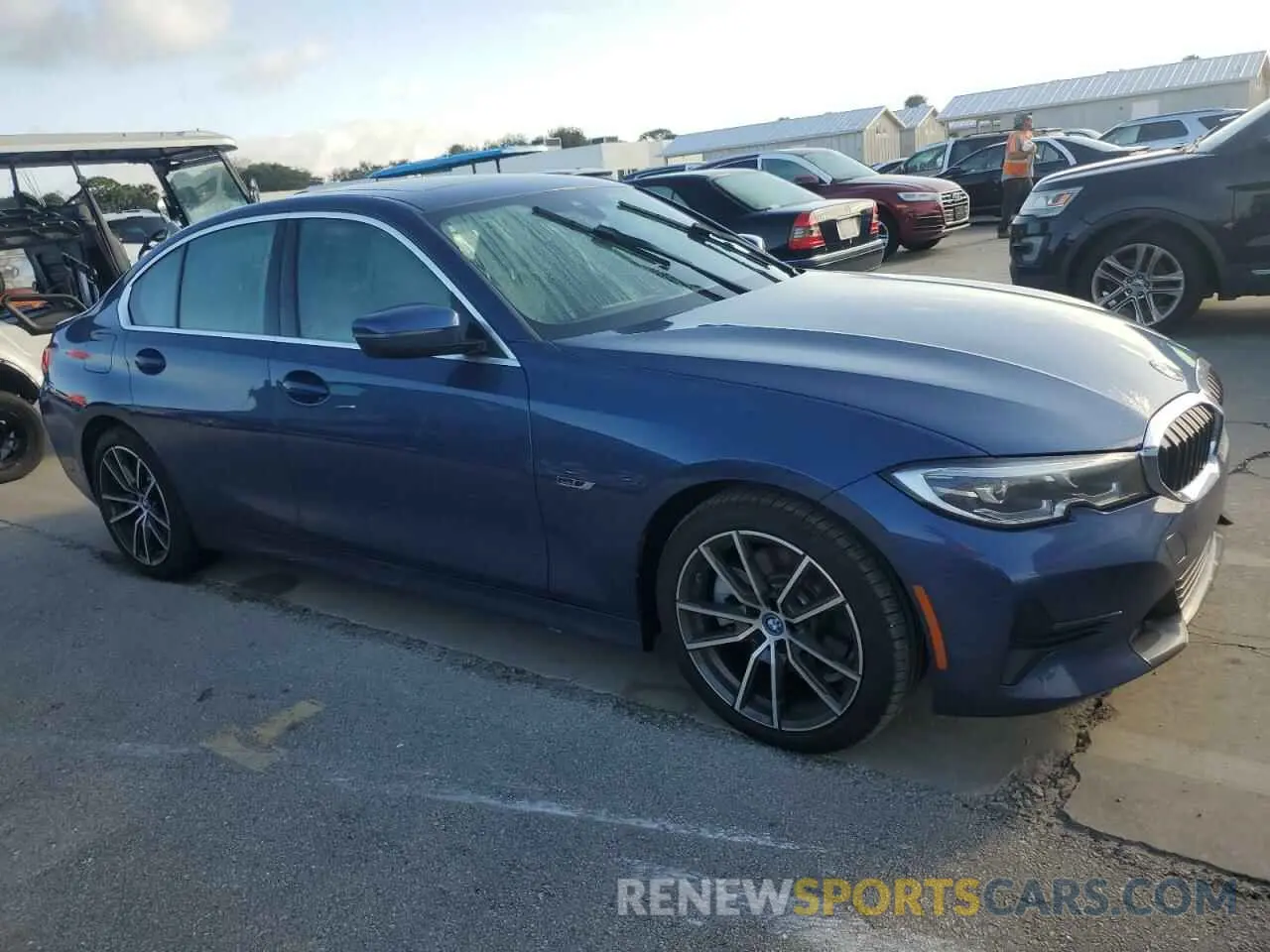 4 fotografías del automóvil dañado 3MW5P7J01N8C52651 BMW 3 SERIES 2022