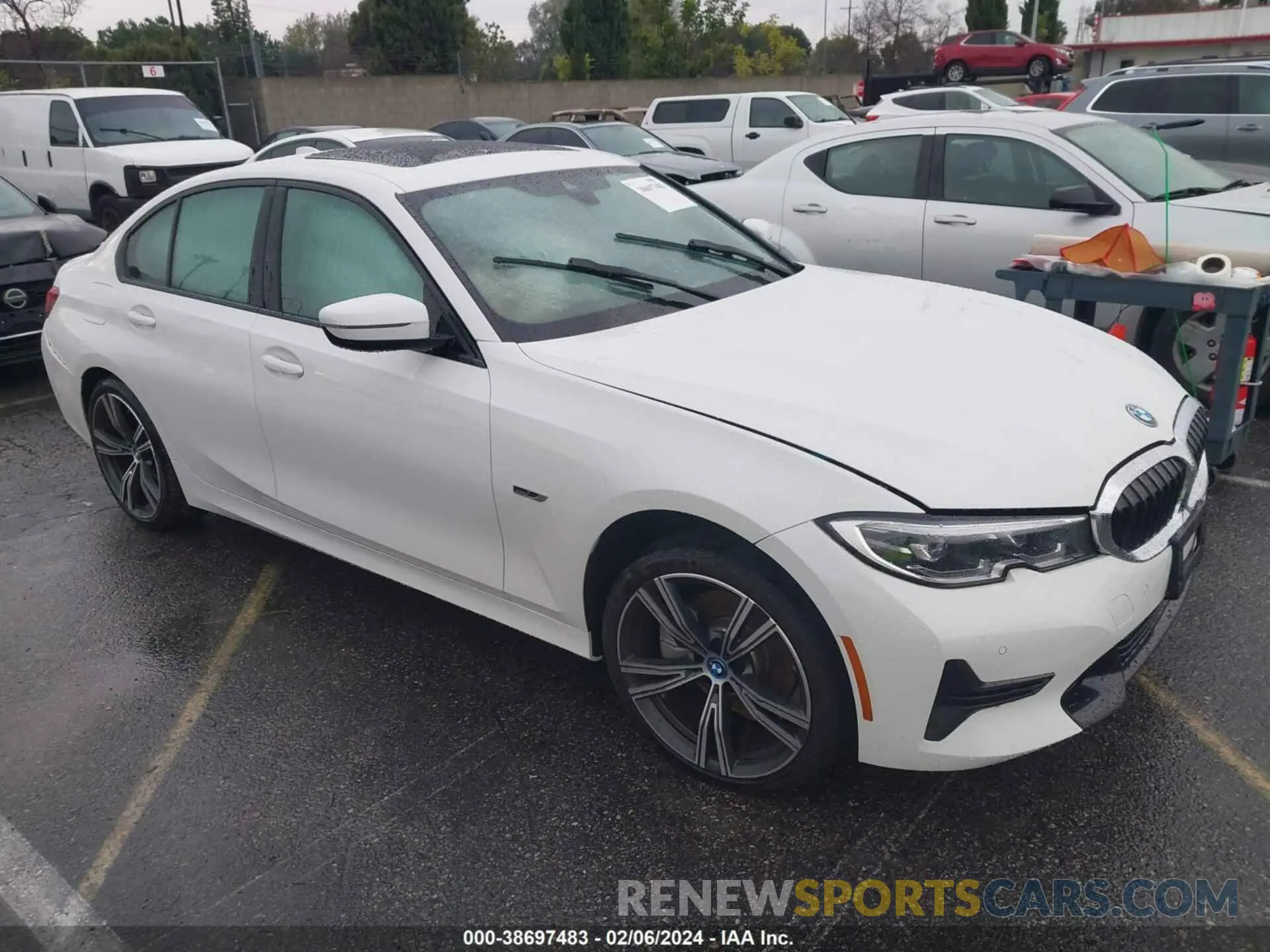 1 fotografías del automóvil dañado 3MW5P7J03N8C68608 BMW 3 SERIES 2022