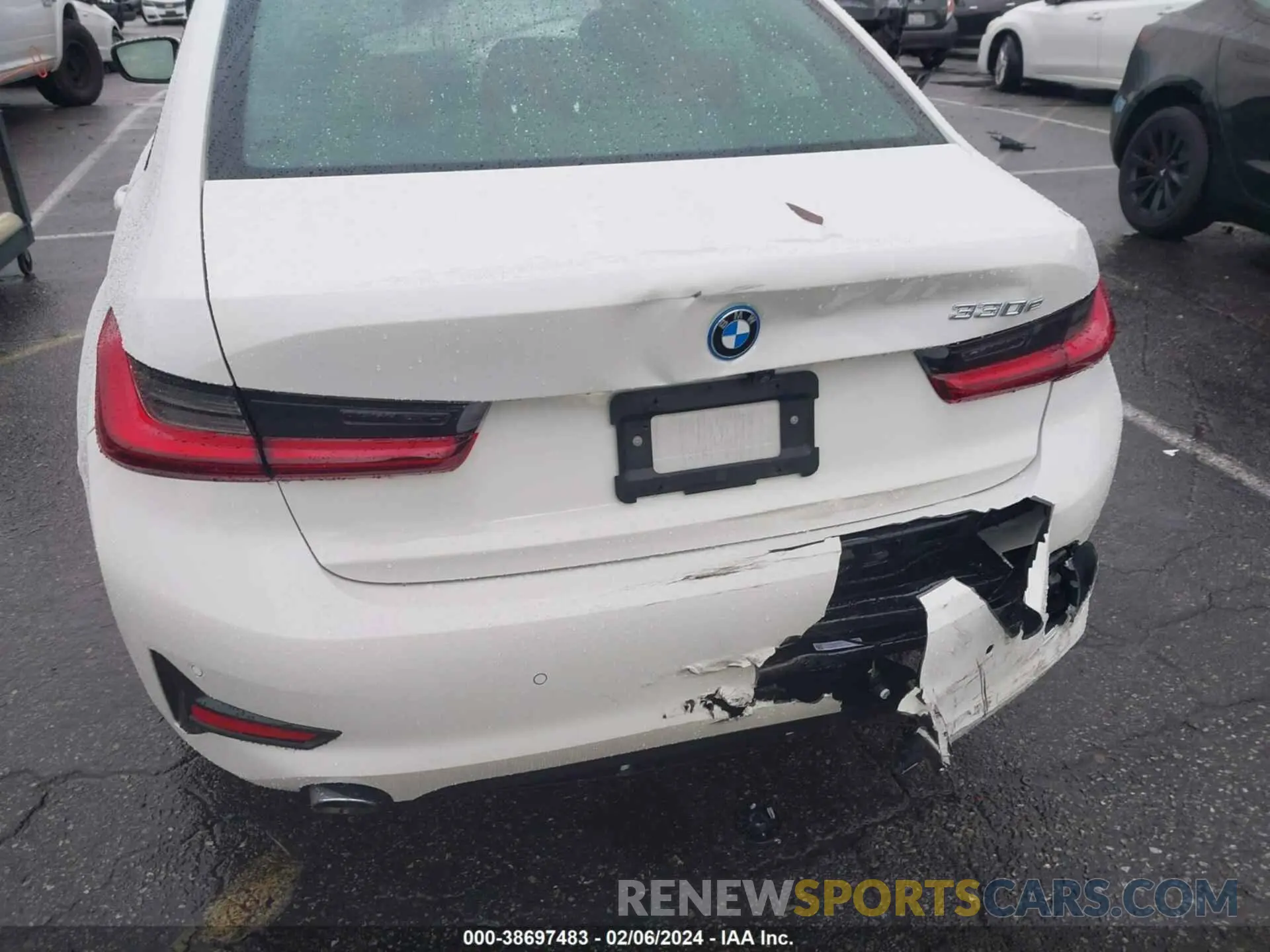 16 fotografías del automóvil dañado 3MW5P7J03N8C68608 BMW 3 SERIES 2022
