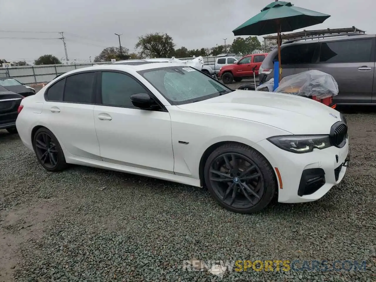 4 fotografías del automóvil dañado 3MW5P7J06N8C41838 BMW 3 SERIES 2022
