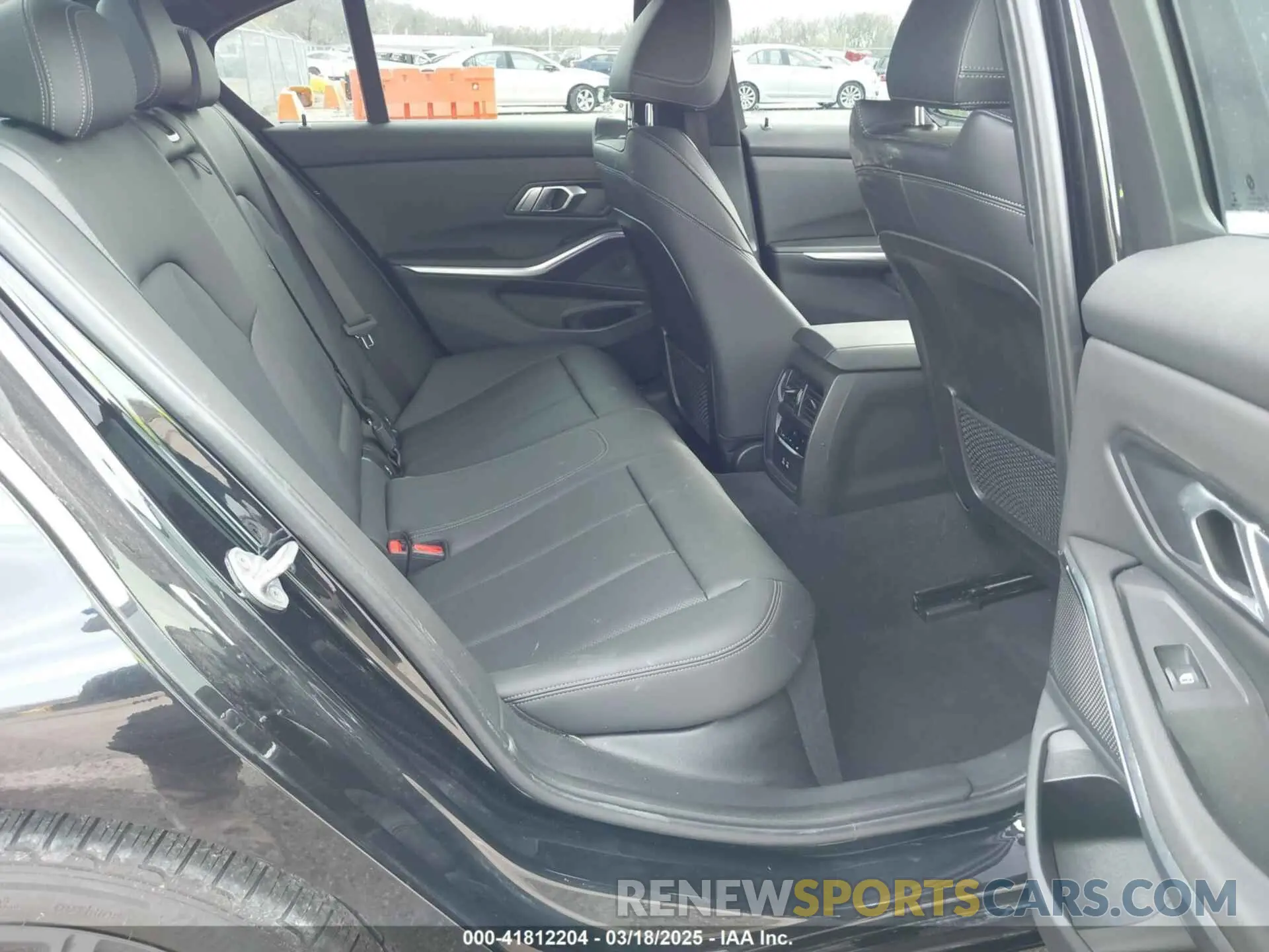 8 fotografías del automóvil dañado 3MW5P9J05N8C61364 BMW 3 SERIES 2022