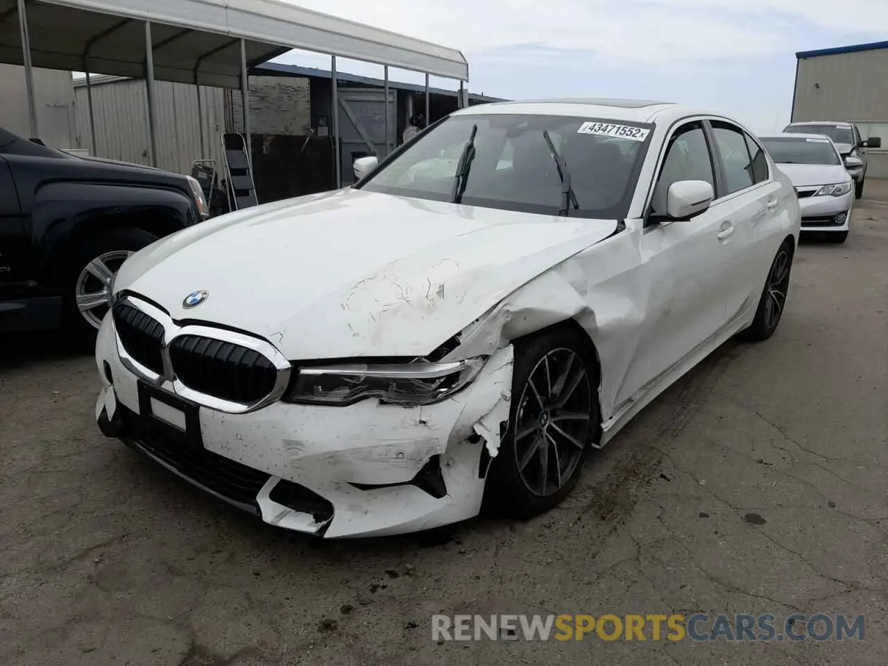 2 fotografías del automóvil dañado 3MW5R1J00N8C42135 BMW 3 SERIES 2022