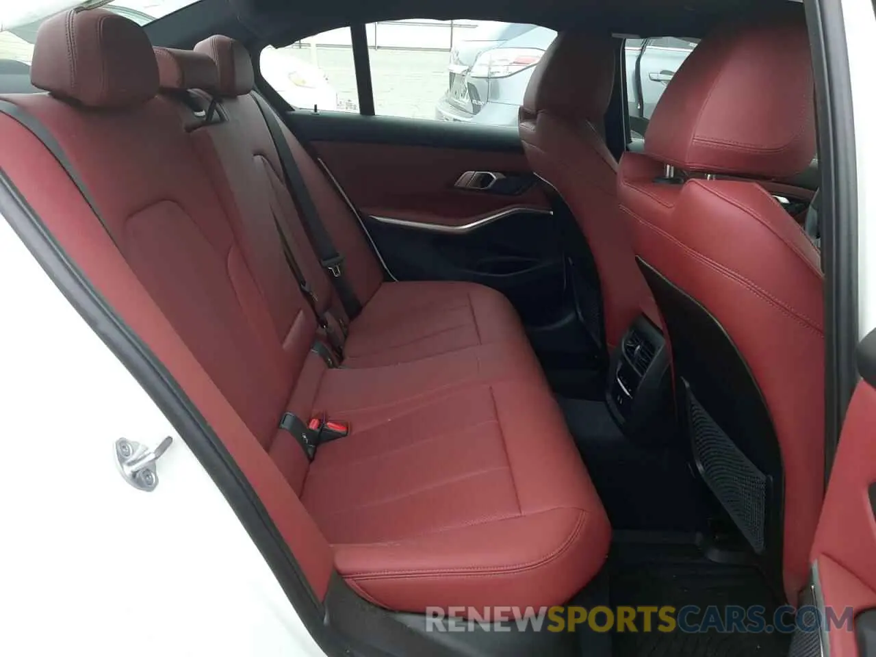 6 fotografías del automóvil dañado 3MW5R1J00N8C42135 BMW 3 SERIES 2022