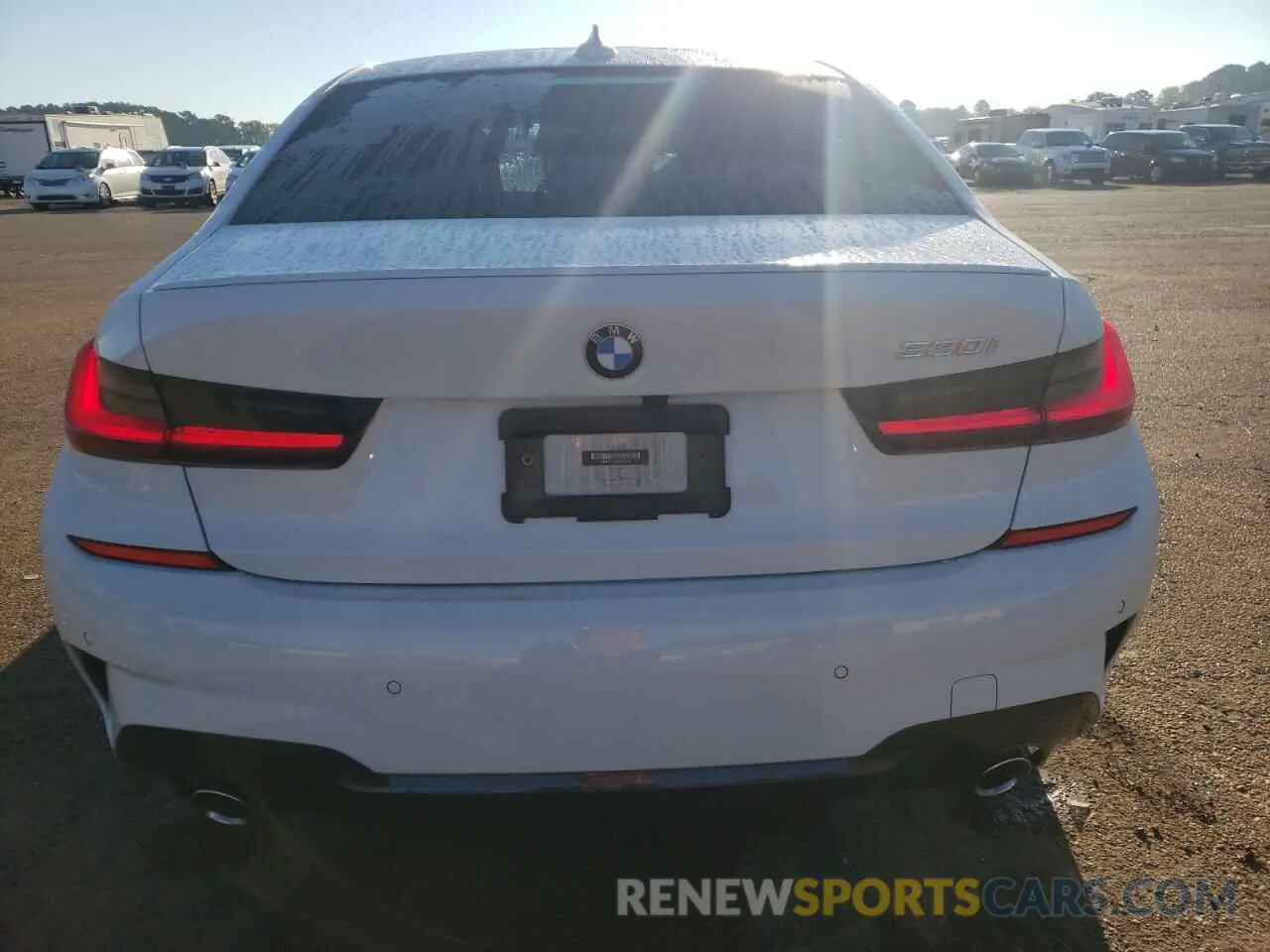 6 fotografías del automóvil dañado 3MW5R1J03N8C68485 BMW 3 SERIES 2022