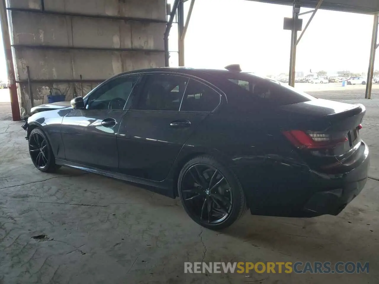 2 fotografías del automóvil dañado 3MW5R1J05N8C41871 BMW 3 SERIES 2022