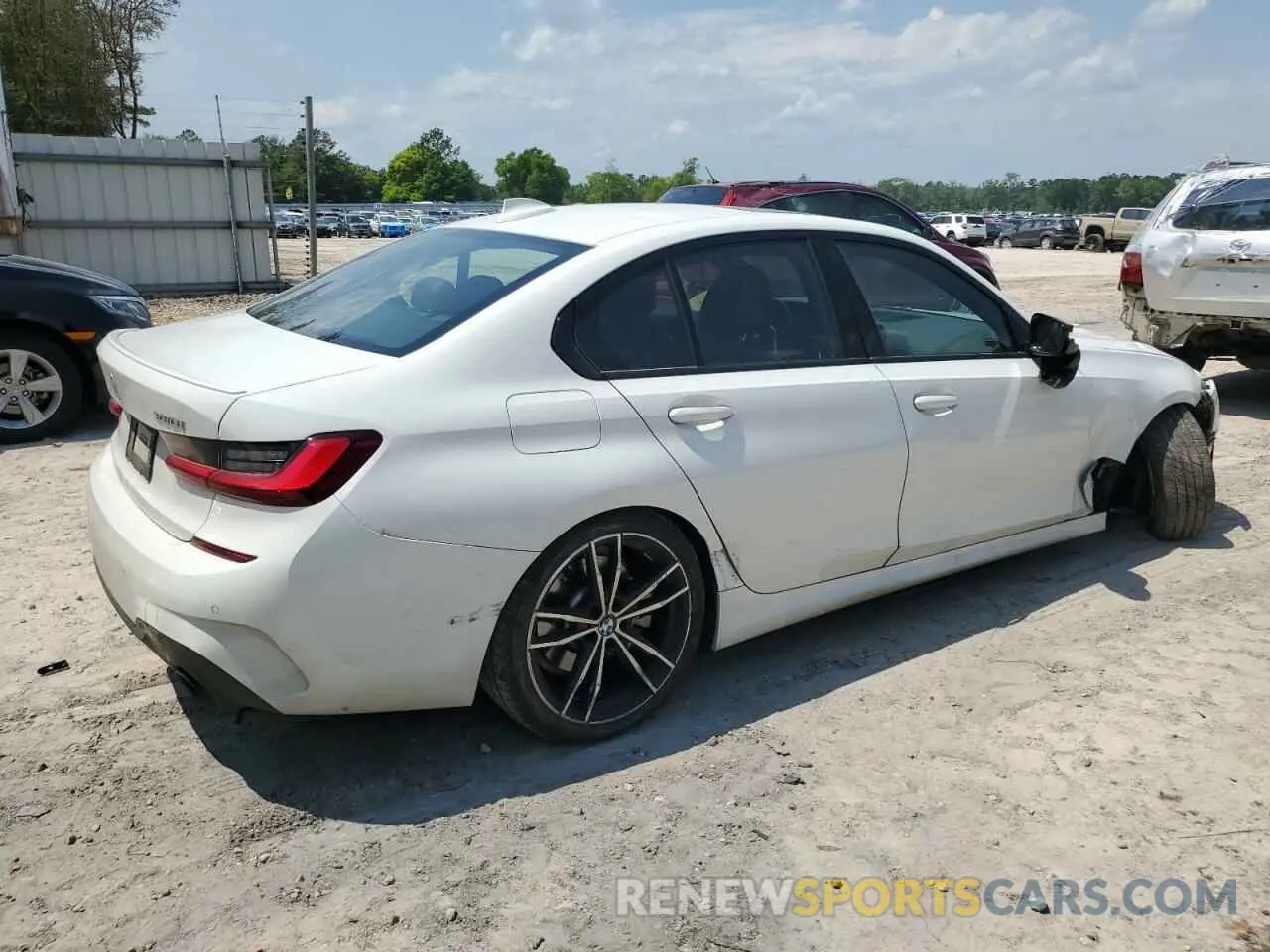 3 fotografías del automóvil dañado 3MW5R1J06N8C31334 BMW 3 SERIES 2022