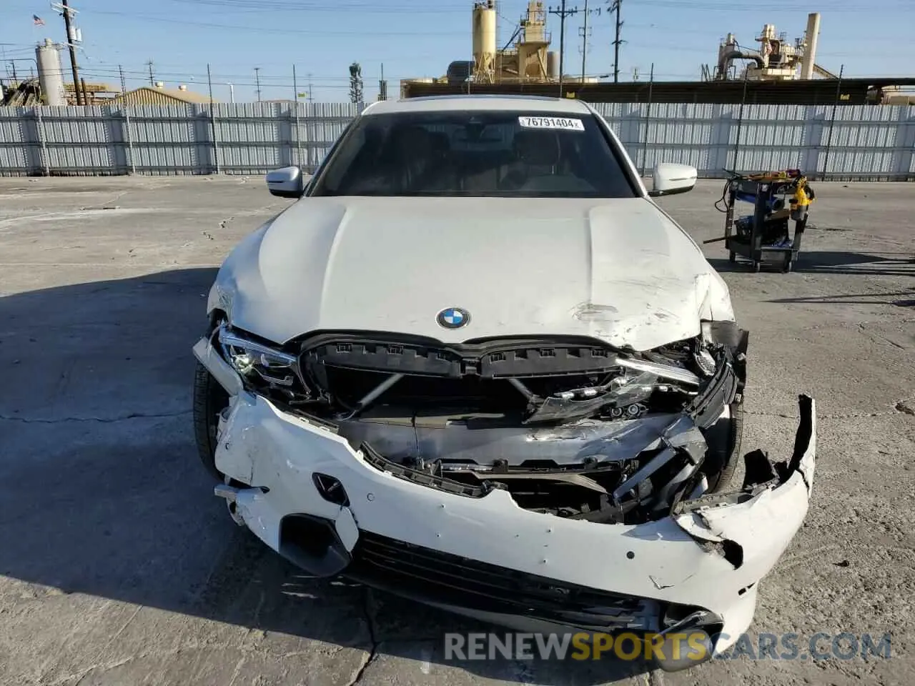 5 fotografías del automóvil dañado 3MW5R1J09N8C30338 BMW 3 SERIES 2022