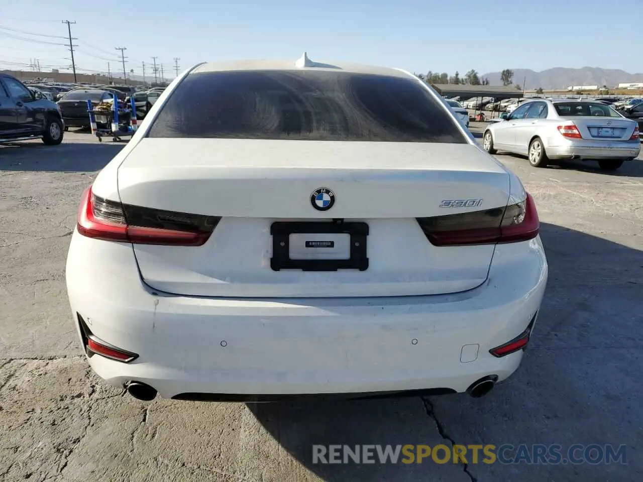 6 fotografías del automóvil dañado 3MW5R1J09N8C30338 BMW 3 SERIES 2022