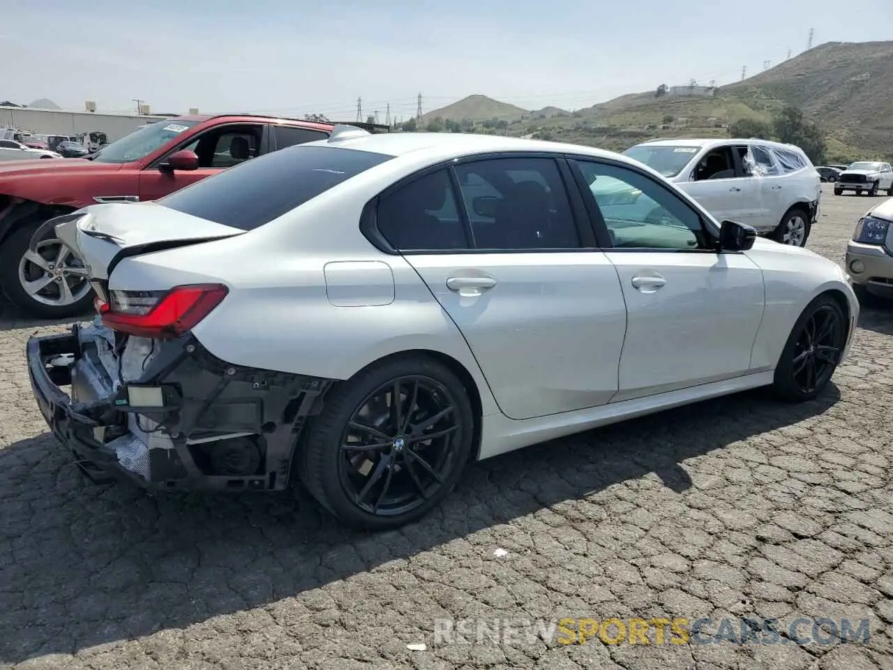 3 fotografías del automóvil dañado 3MW5R1J0XN8C45057 BMW 3 SERIES 2022