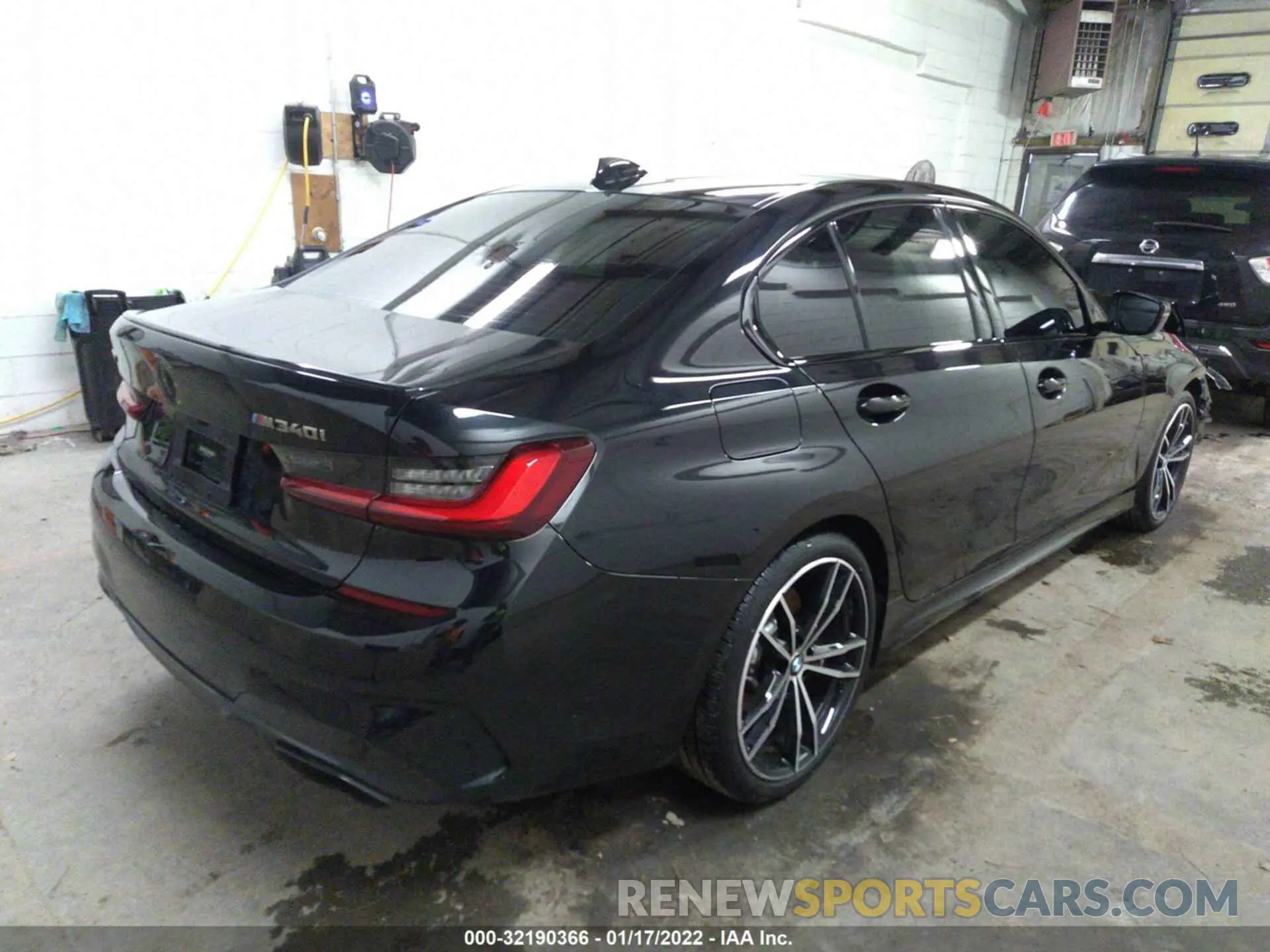 4 fotografías del automóvil dañado 3MW5U9J02N8C25561 BMW 3 SERIES 2022