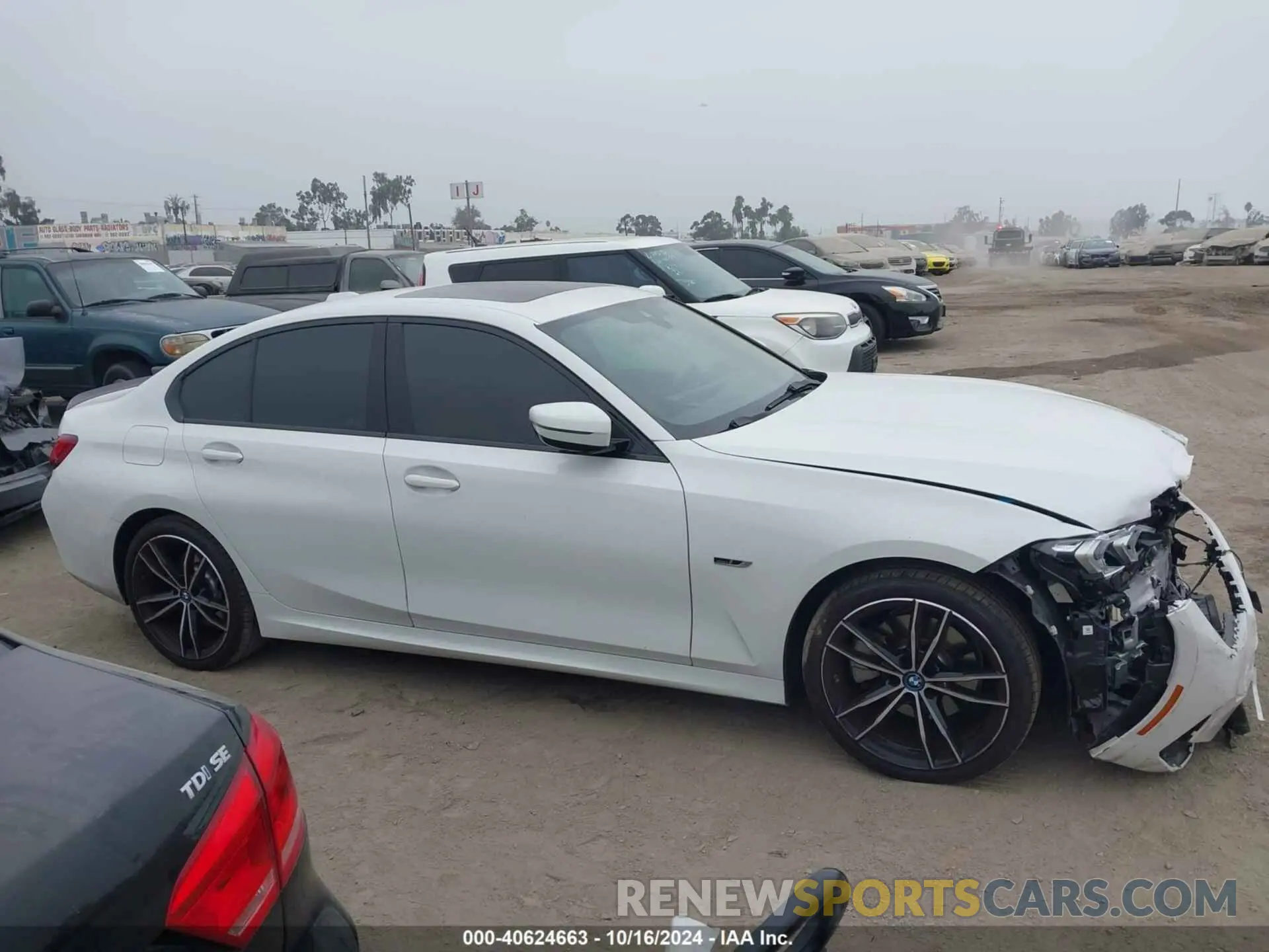13 fotografías del automóvil dañado 3MW39FF04P8C87627 BMW 3 SERIES 2023