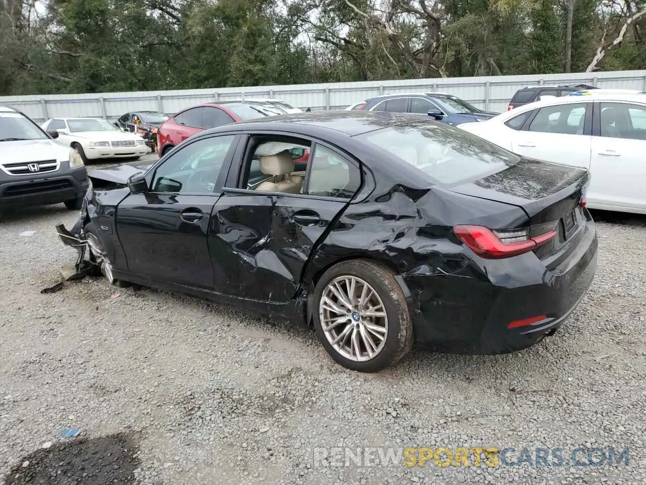2 fotografías del automóvil dañado 3MW39FF04P8D47776 BMW 3 SERIES 2023
