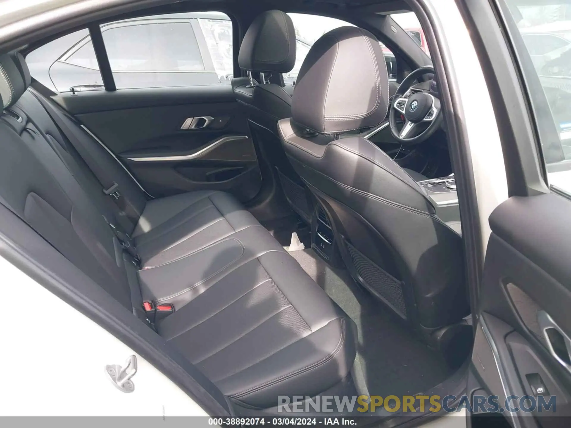 8 fotografías del automóvil dañado 3MW39FS06P8D08418 BMW 3 SERIES 2023