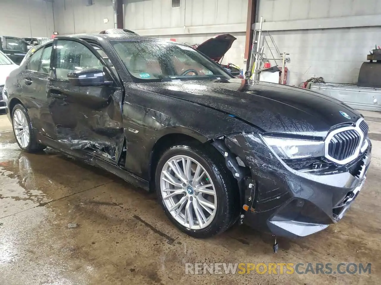 4 fotografías del automóvil dañado 3MW39FS08P8C88897 BMW 3 SERIES 2023