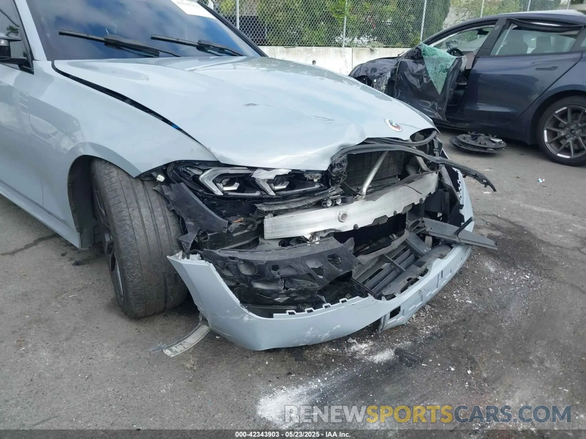 18 fotografías del automóvil dañado 3MW49FS02P8C98779 BMW 3 SERIES 2023