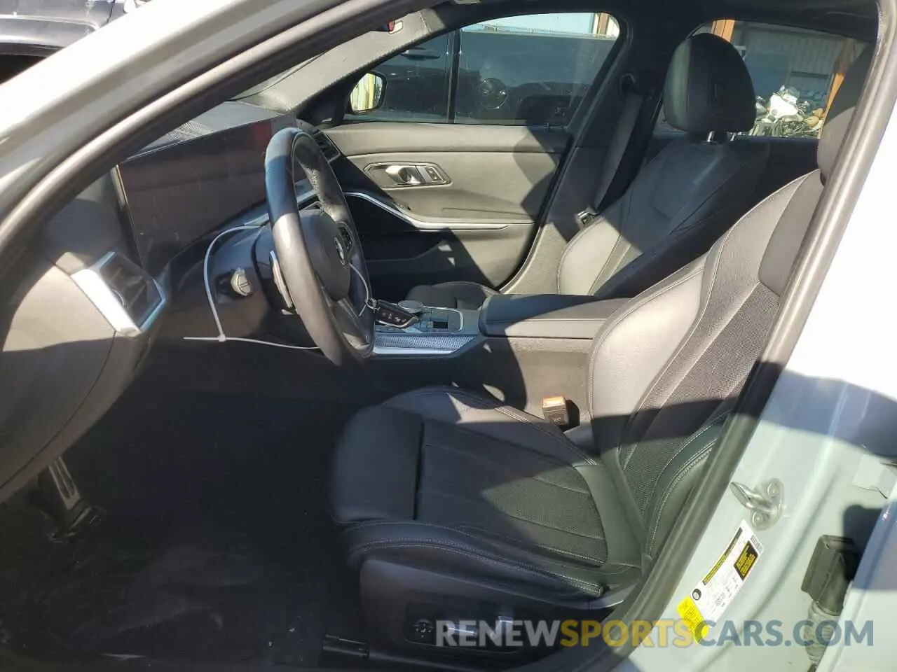 7 fotografías del automóvil dañado 3MW69FF03P8C97630 BMW 3 SERIES 2023