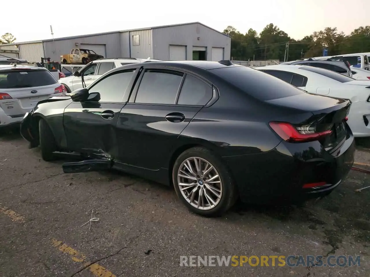 2 fotografías del automóvil dañado 3MW69FF06P8D02349 BMW 3 SERIES 2023