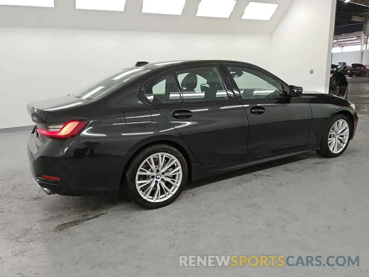 3 fotografías del automóvil dañado 3MW69FF06P8D35688 BMW 3 SERIES 2023