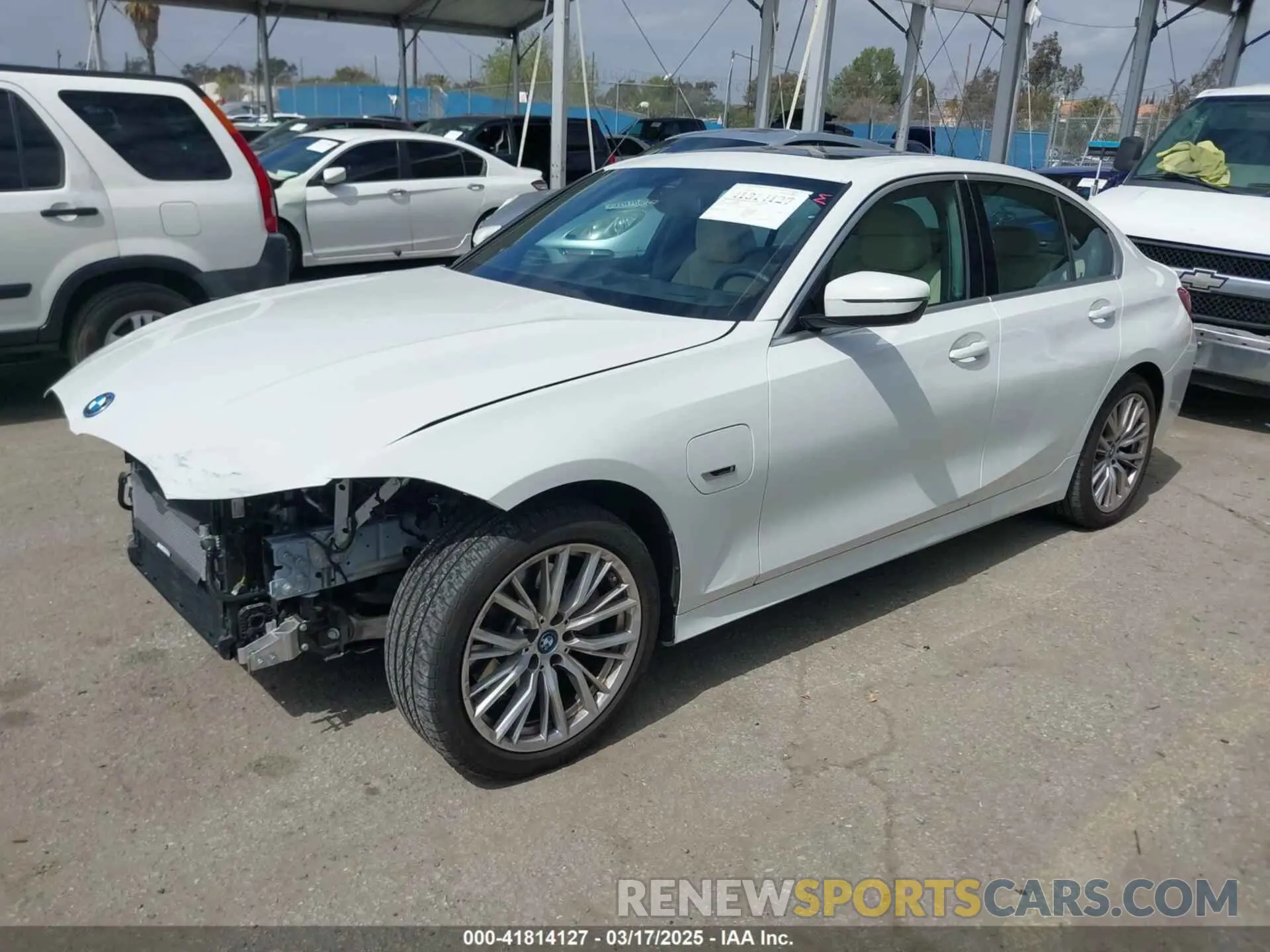 2 fotografías del automóvil dañado 3MW39FF00R8D79501 BMW 3 SERIES 2024