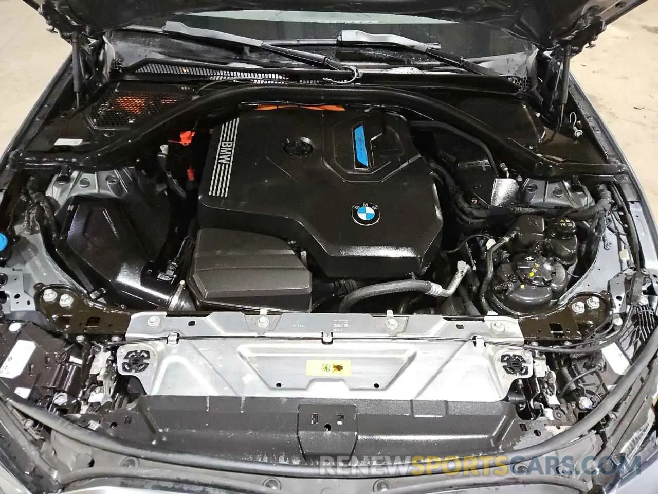 11 fotografías del automóvil dañado 3MW39FS05R8E42243 BMW 3 SERIES 2024