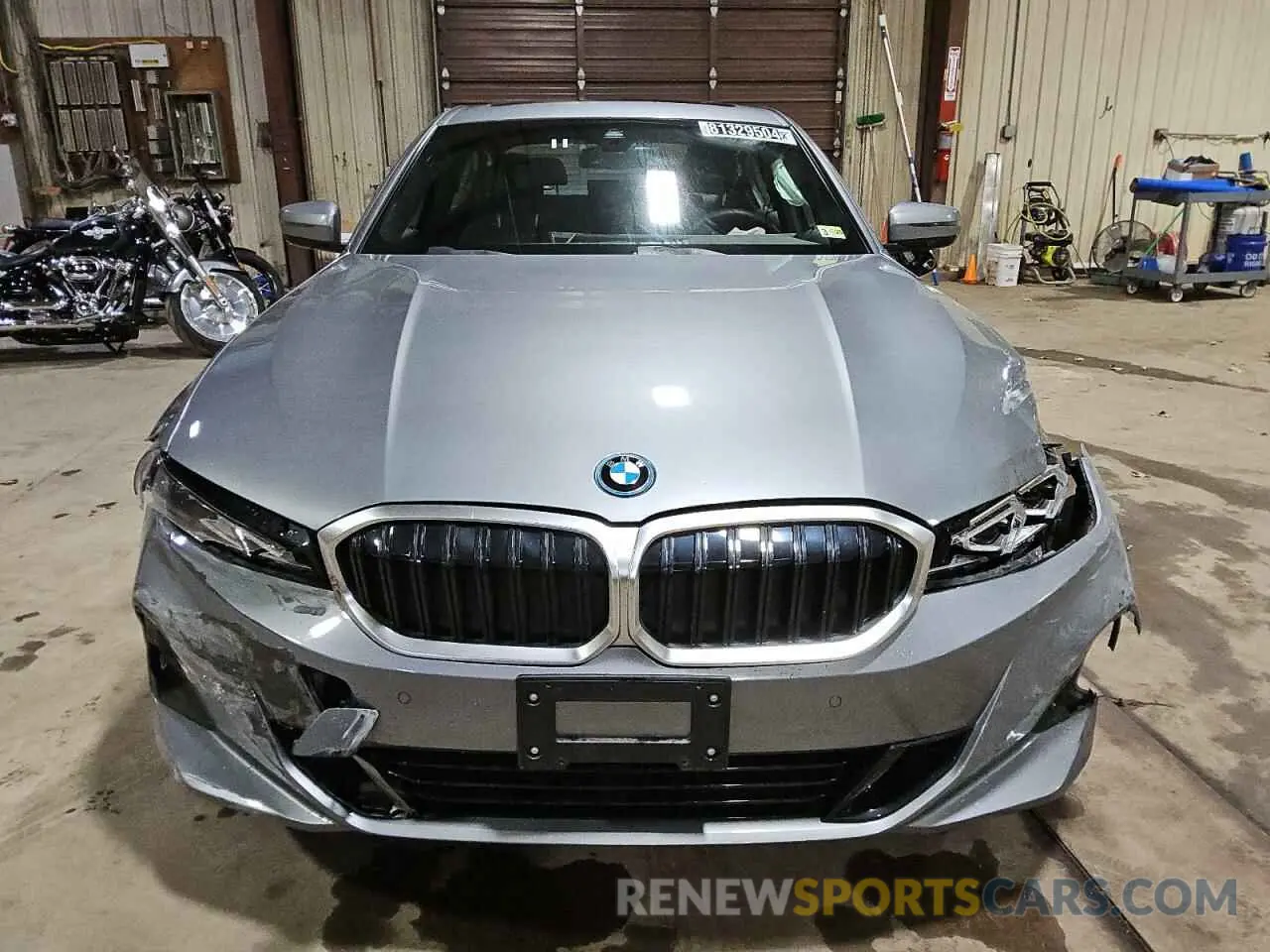 5 fotografías del automóvil dañado 3MW39FS05R8E42243 BMW 3 SERIES 2024
