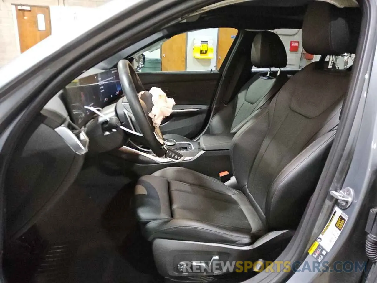 7 fotografías del automóvil dañado 3MW39FS05R8E42243 BMW 3 SERIES 2024