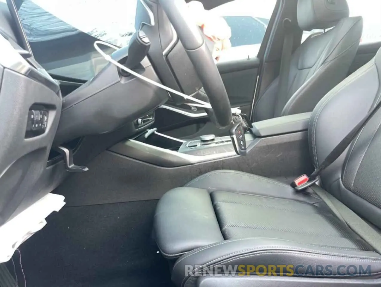 7 fotografías del automóvil dañado 3MW69FF02R8E64028 BMW 3 SERIES 2024
